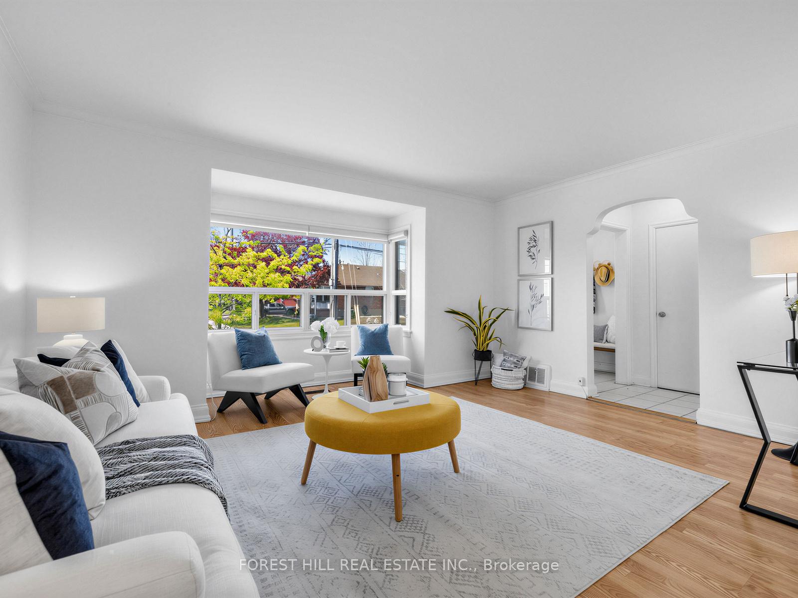 Photo 13 of 101 Whitley Avenue, North York, Downsview-Roding-CFB — HOMEH