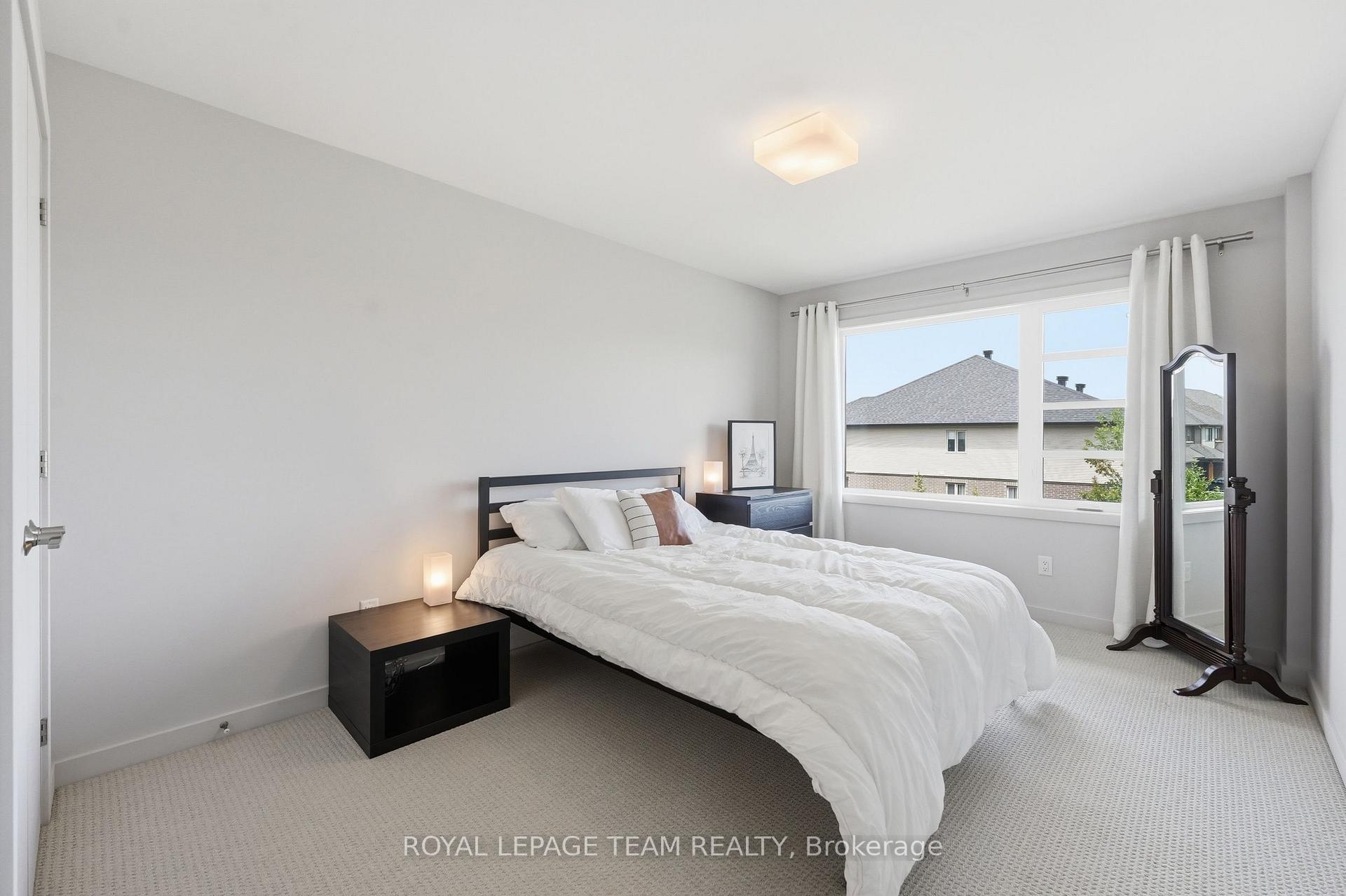 Photo 49 of 862 Quartet Avenue, Ottawa, Riverside South/Gloucester Glen — HOMEH