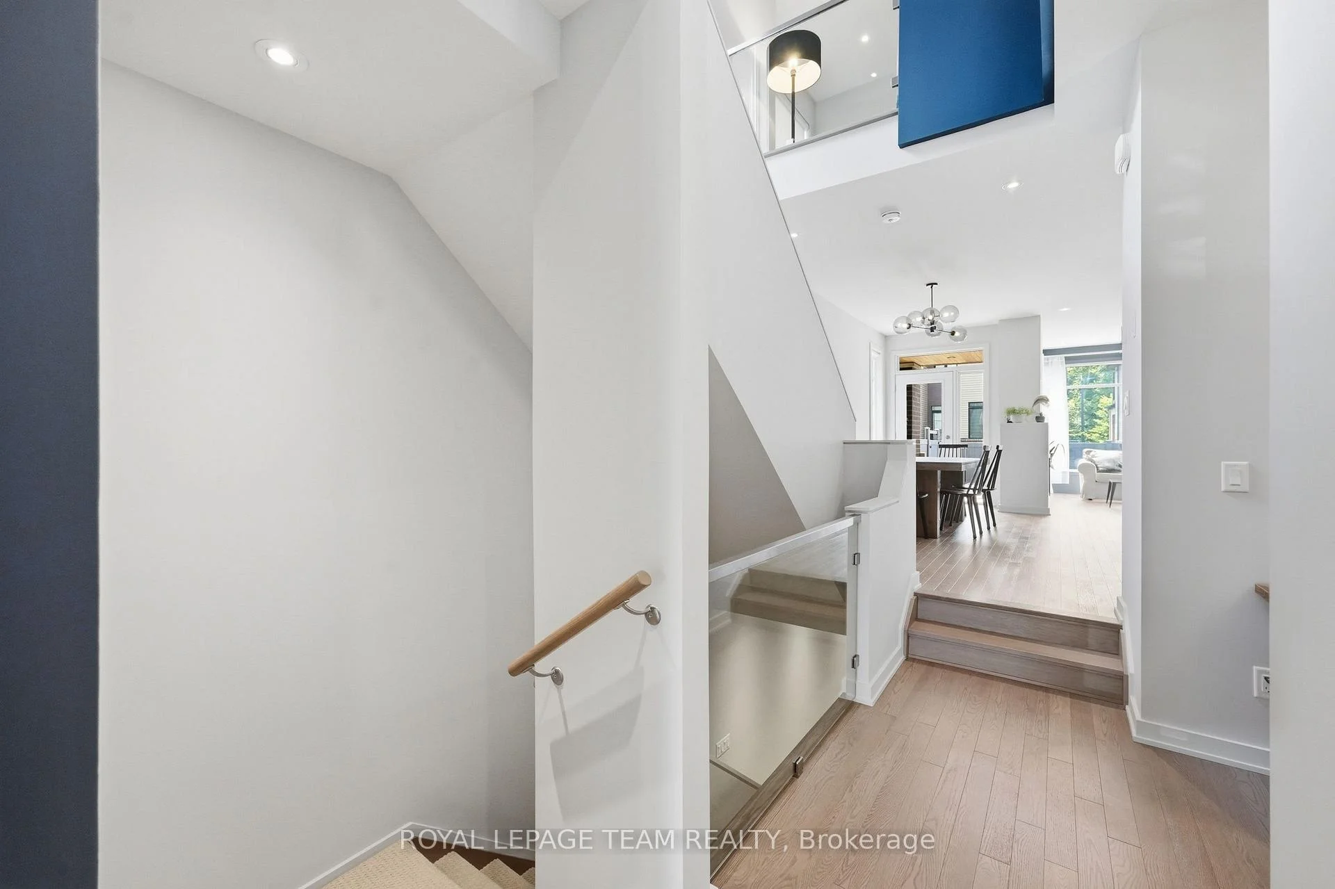 Photo 14 of 862 Quartet Avenue, Ottawa, Riverside South/Gloucester Glen — HOMEH