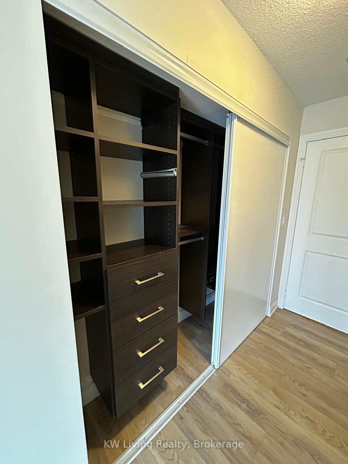 Photo 5 of Unit 611, 233 South Park Road, Markham, Commerce Valley — HOMEH