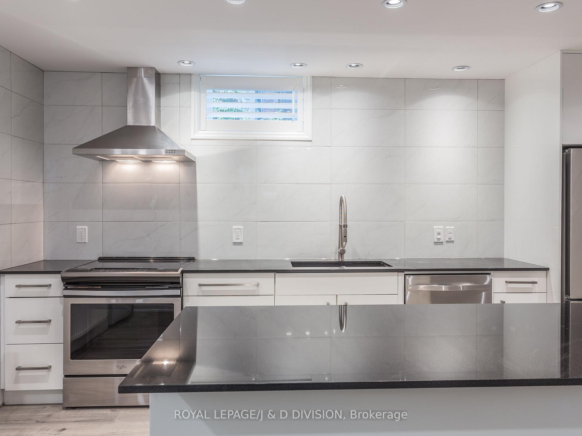Photo 5 of Unit 1 (Lower), 17A Humewood Drive, Toronto, Humewood-Cedarvale — HOMEH