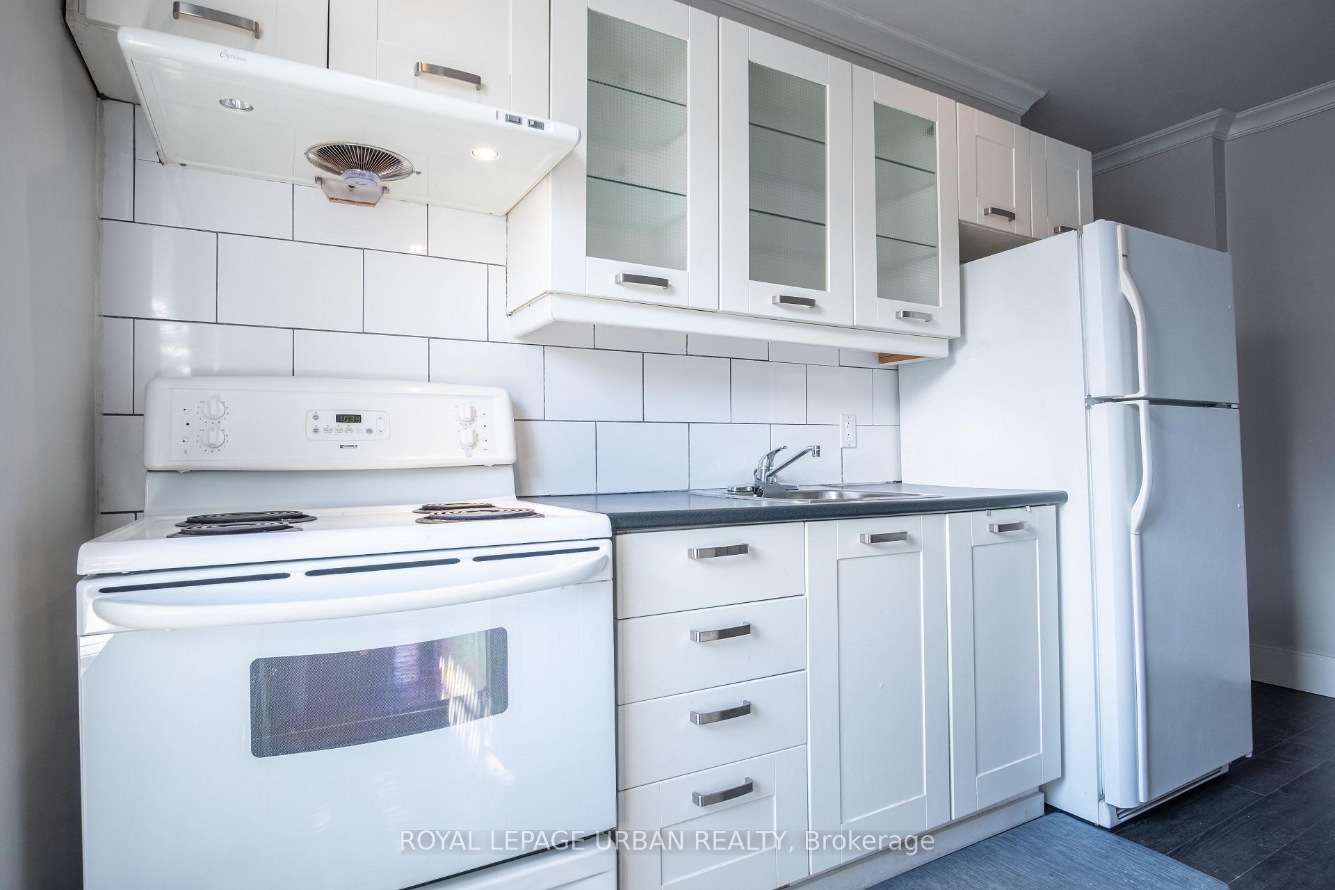 Photo 8 of Unit 2, 636 Danforth Avenue, Toronto, North Riverdale — HOMEH