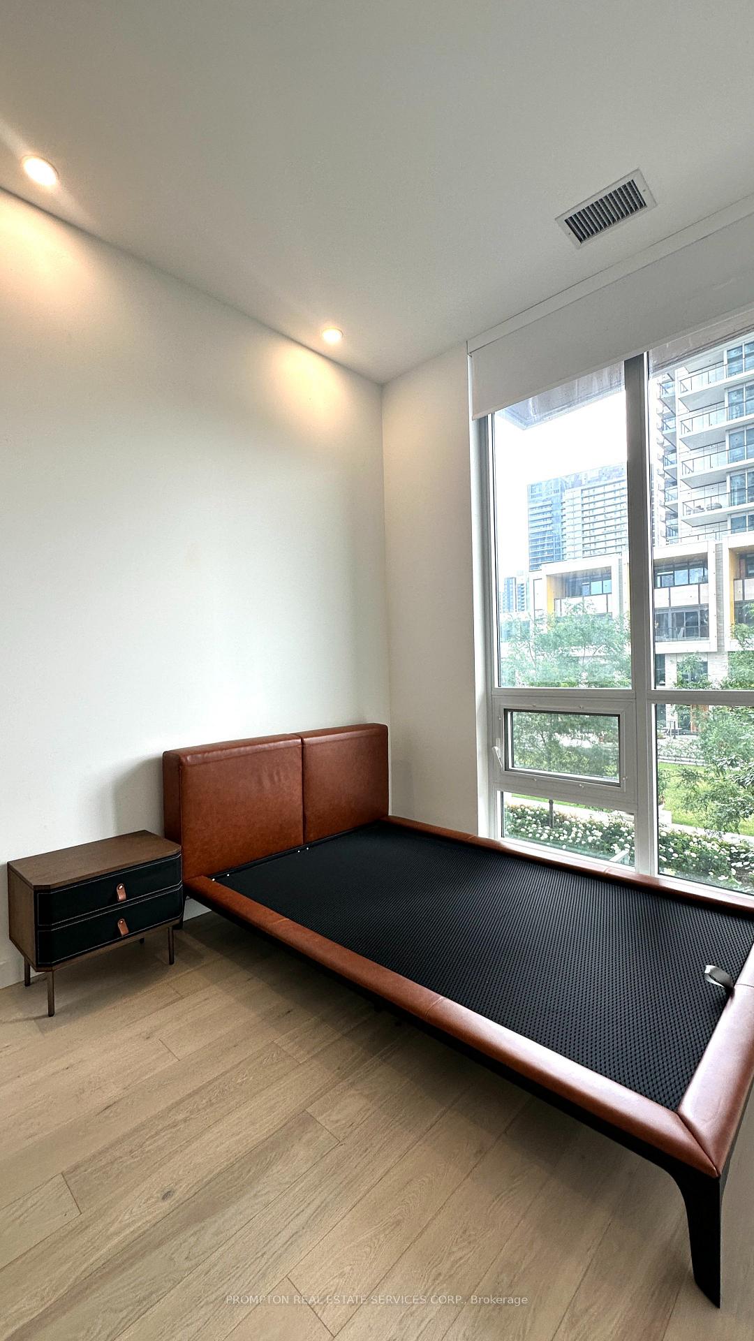 Photo 11 of Unit TH112, 27 McMahon Drive, North York, Bayview Village — HOMEH