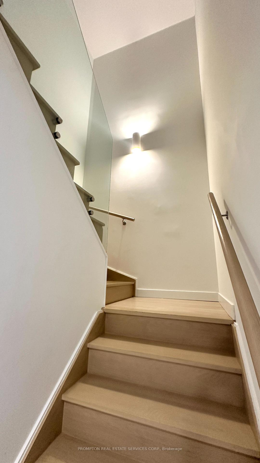 Photo 14 of Unit TH112, 27 McMahon Drive, North York, Bayview Village — HOMEH