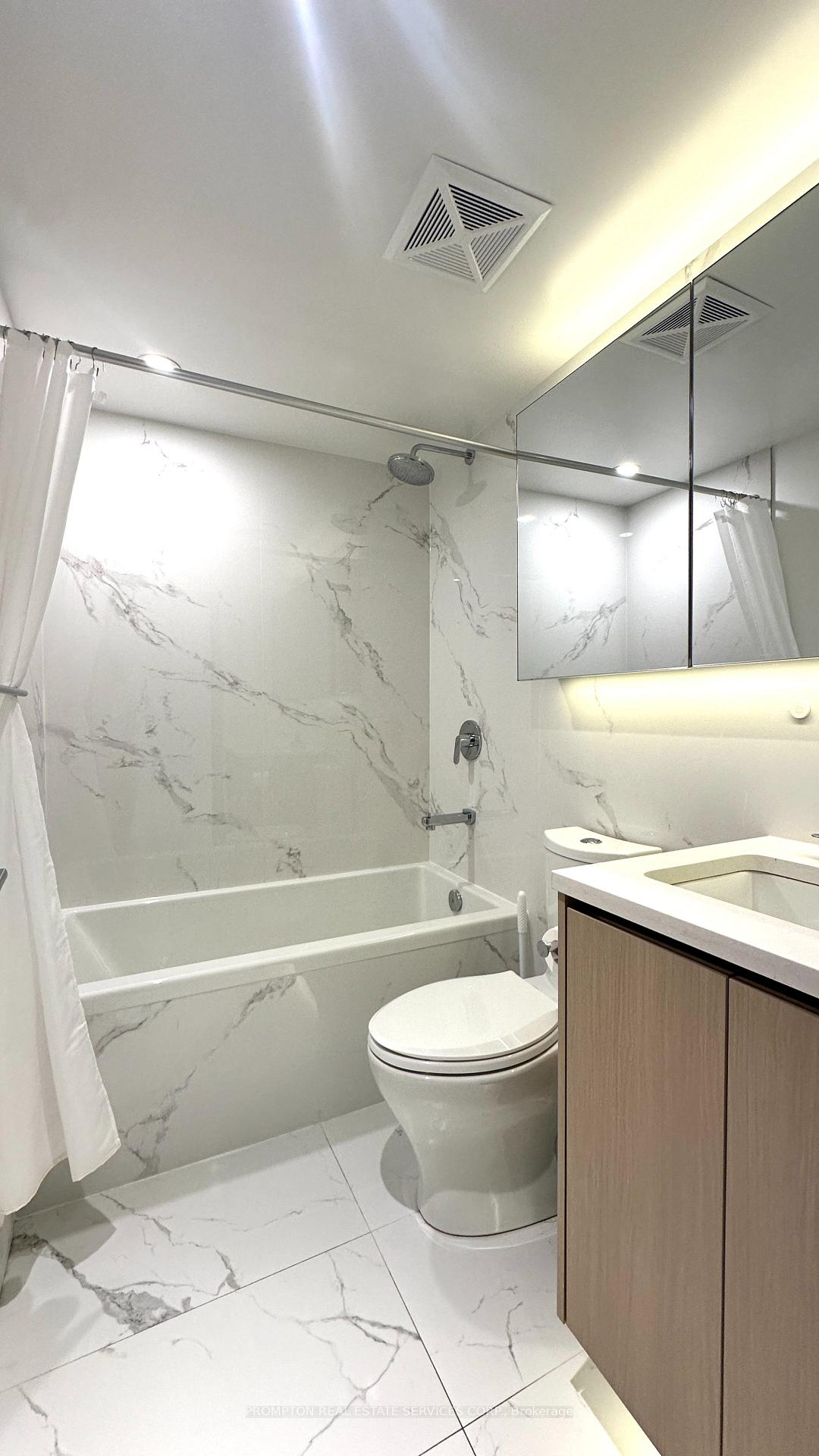 Photo 20 of Unit TH112, 27 McMahon Drive, North York, Bayview Village — HOMEH