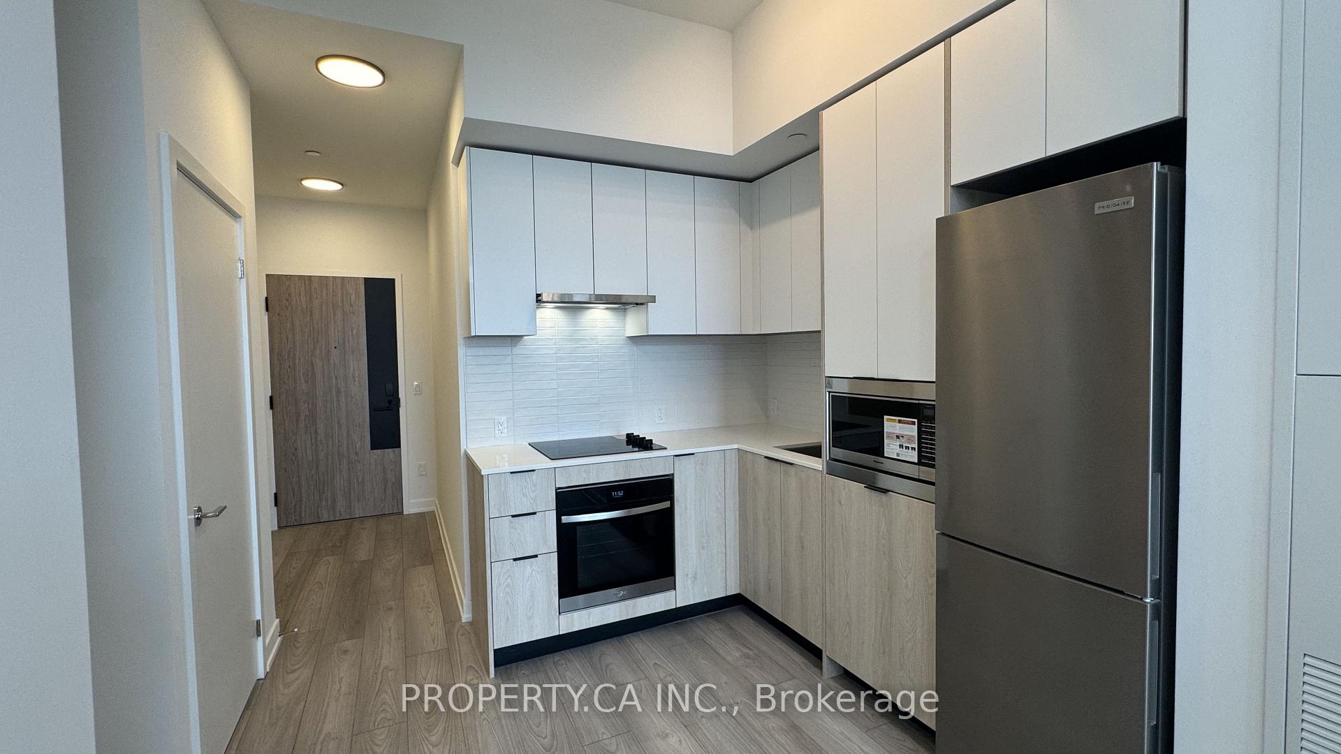 Photo 2 of Unit 910, 1007 The Queensway, Etobicoke, Islington-City Centre West — HOMEH