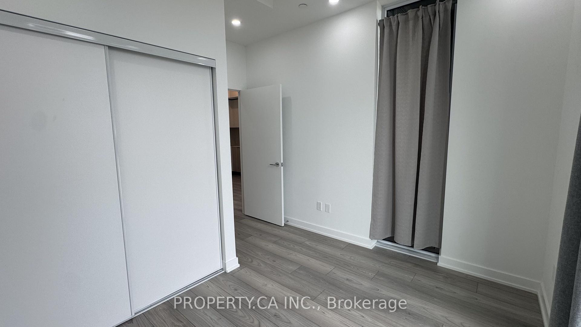 Photo 5 of Unit 910, 1007 The Queensway, Etobicoke, Islington-City Centre West — HOMEH