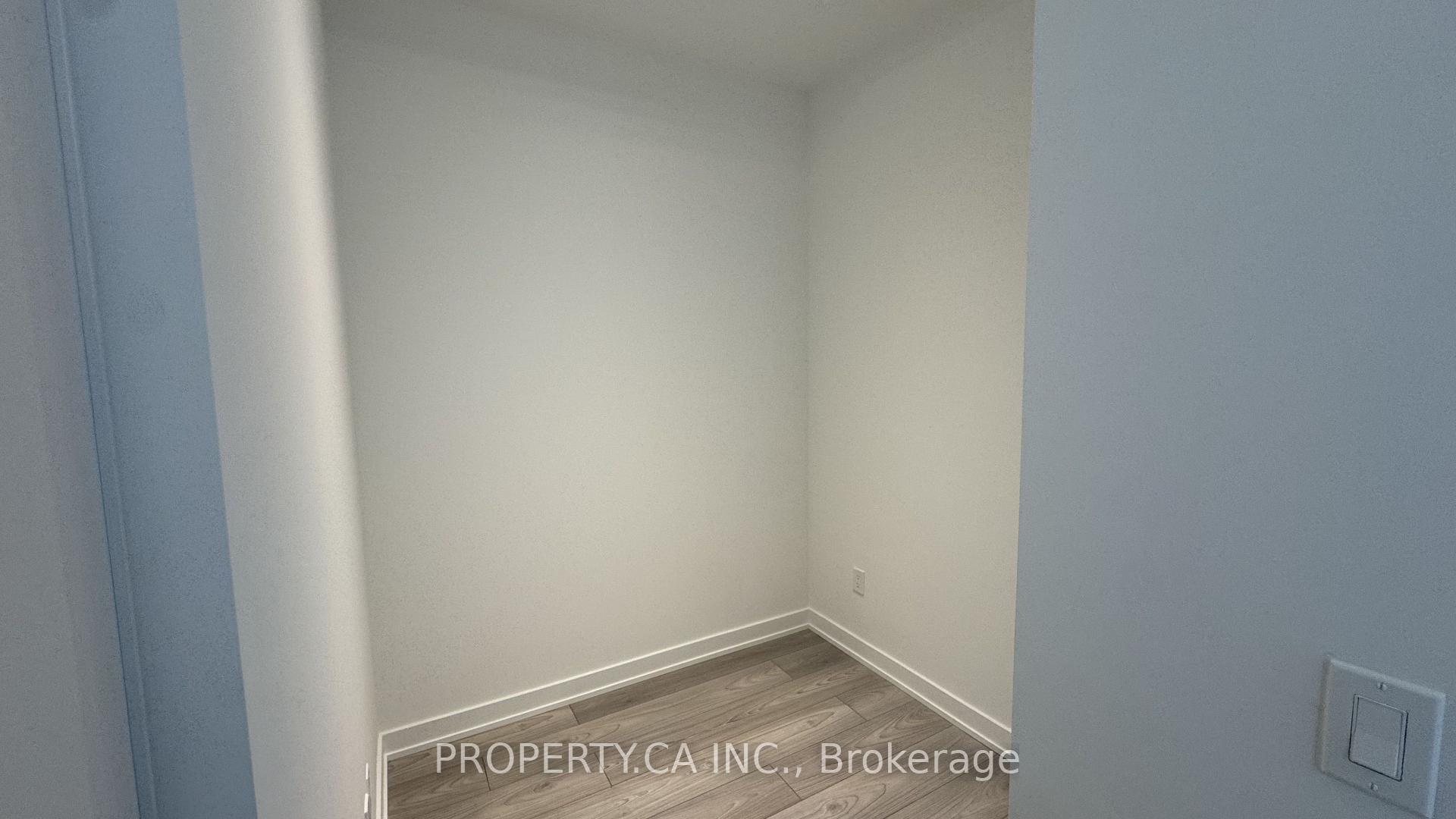 Photo 7 of Unit 910, 1007 The Queensway, Etobicoke, Islington-City Centre West — HOMEH