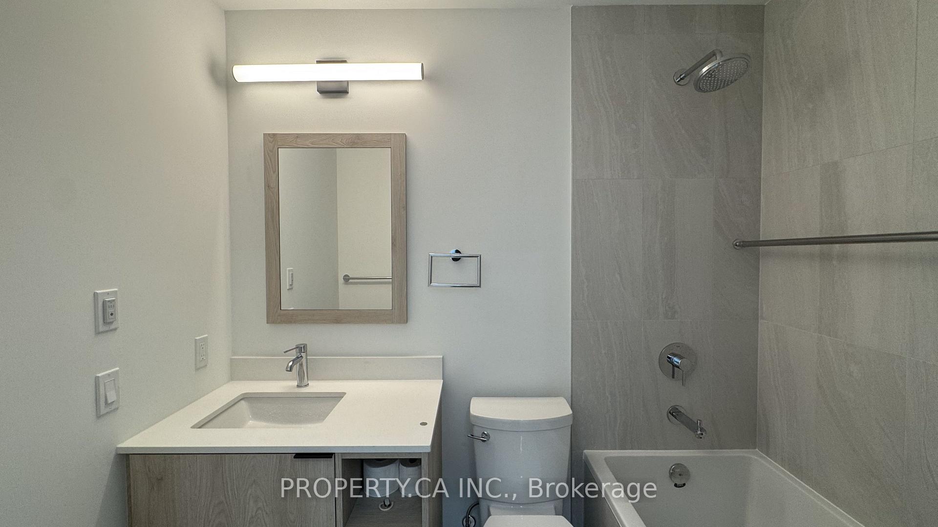 Photo 11 of Unit 910, 1007 The Queensway, Etobicoke, Islington-City Centre West — HOMEH