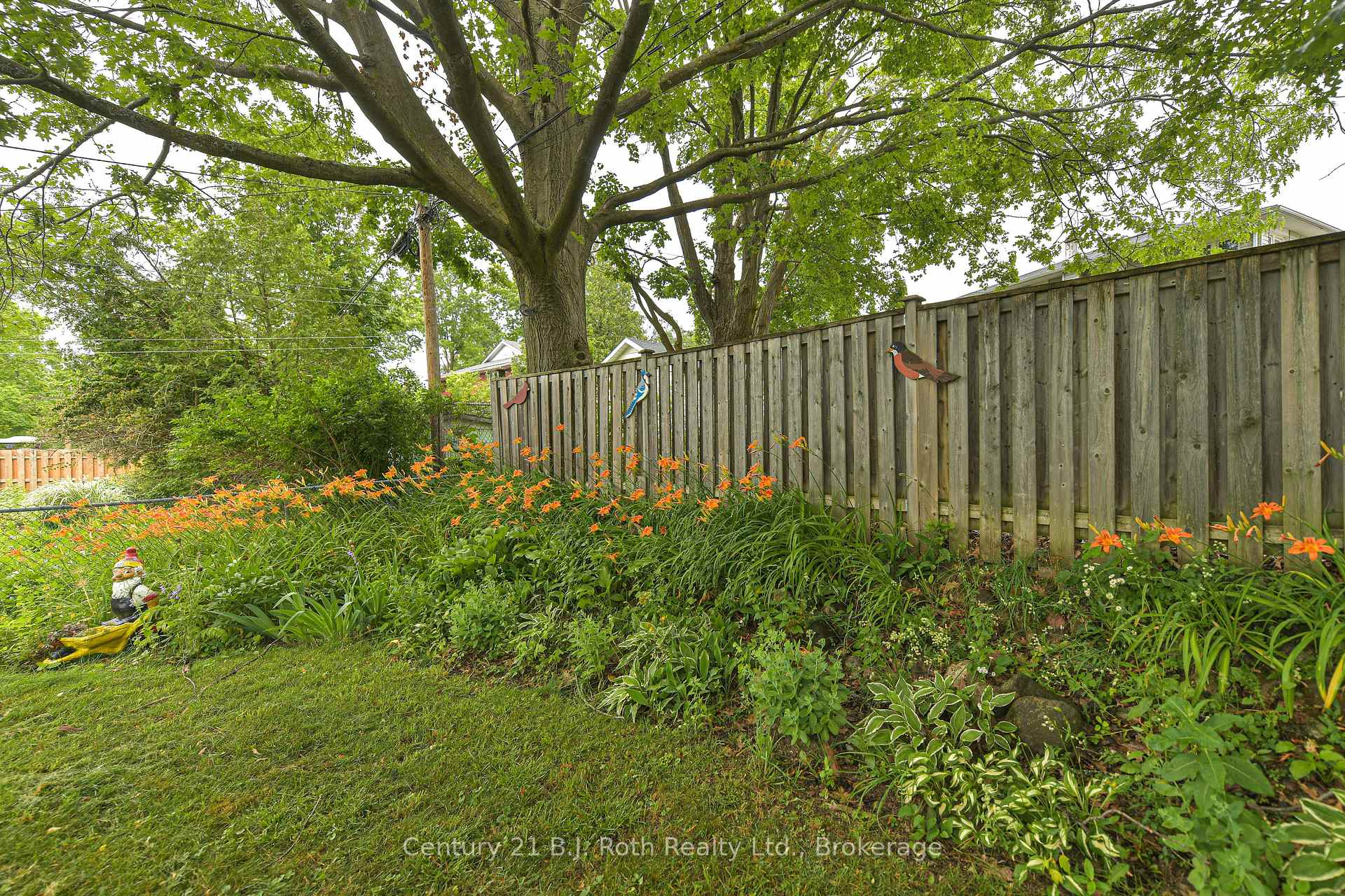 Photo 6 of 375 Parkhurst Crescent, Orillia — HOMEH