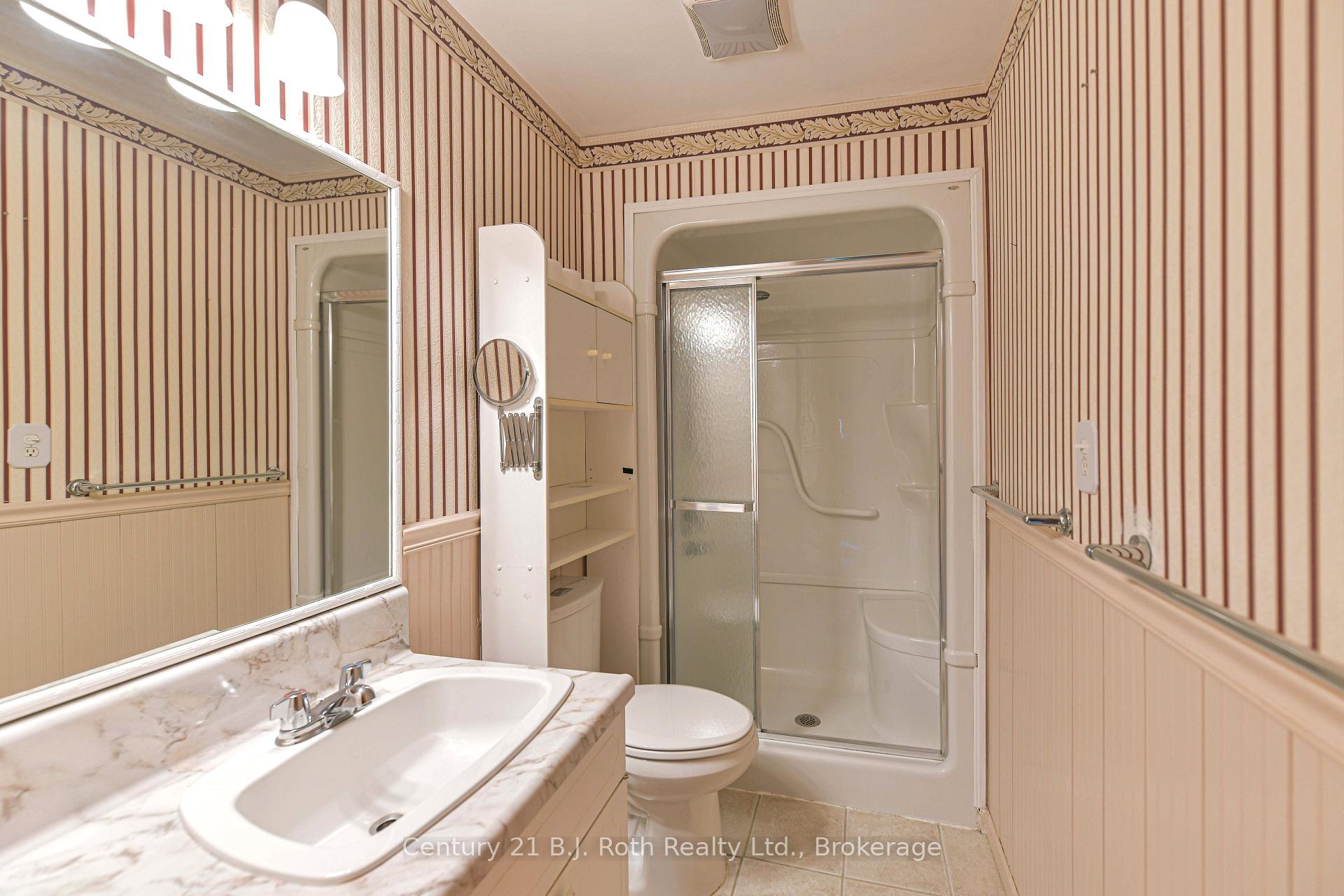 Photo 18 of 375 Parkhurst Crescent, Orillia — HOMEH