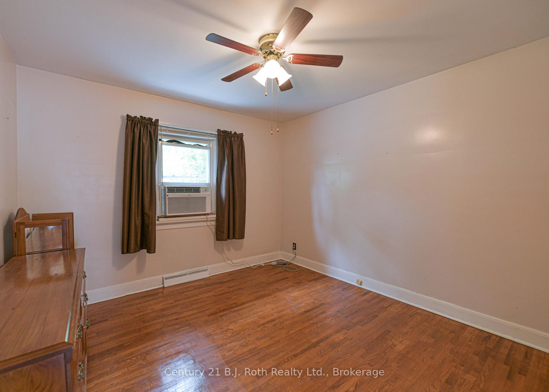 Photo 22 of 375 Parkhurst Crescent, Orillia — HOMEH