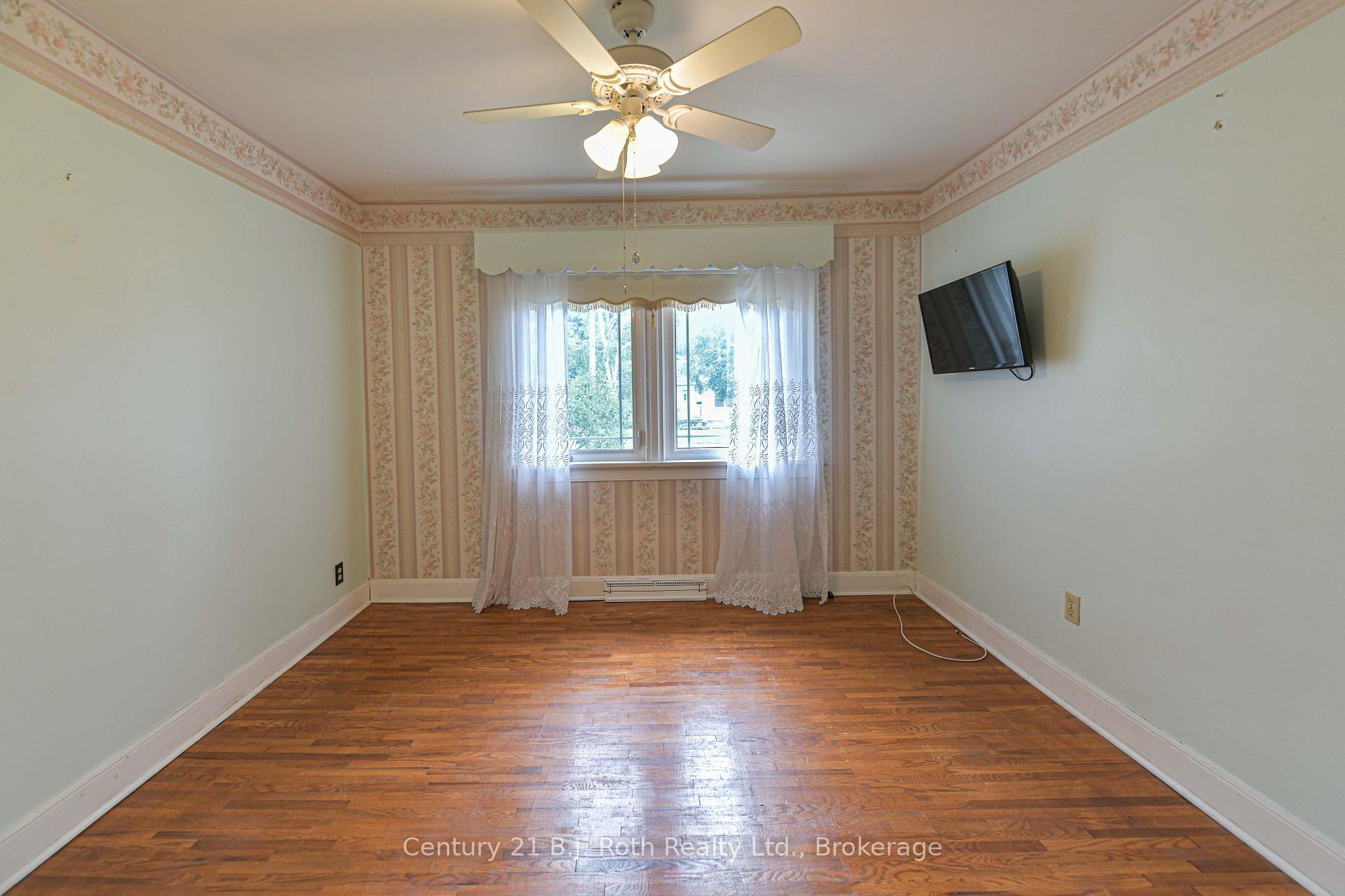 Photo 26 of 375 Parkhurst Crescent, Orillia — HOMEH