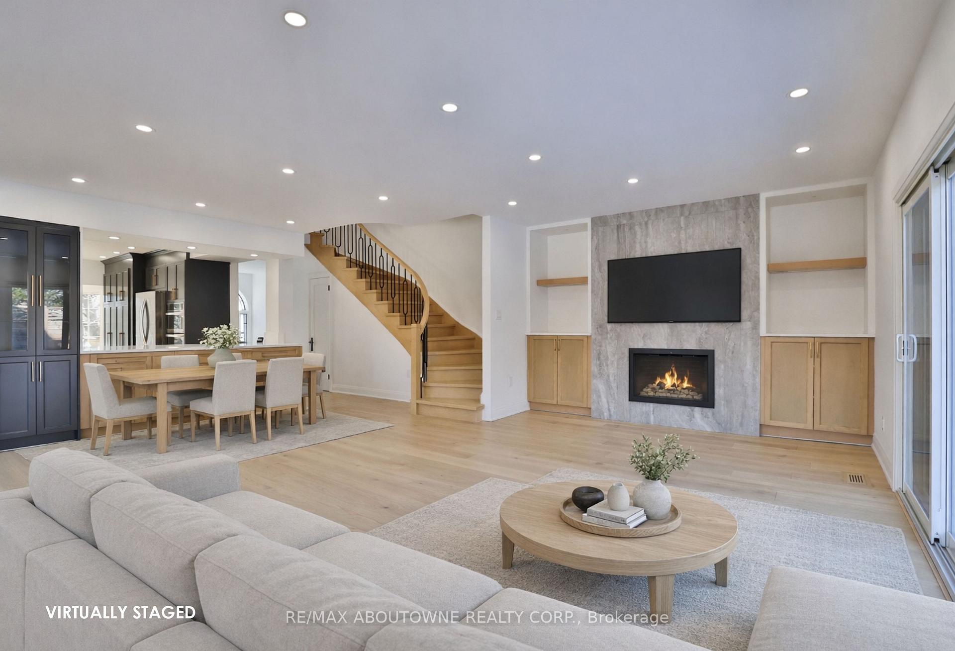 Photo 18 of 63 Tradewind Drive, Oakville, Bronte — HOMEH
