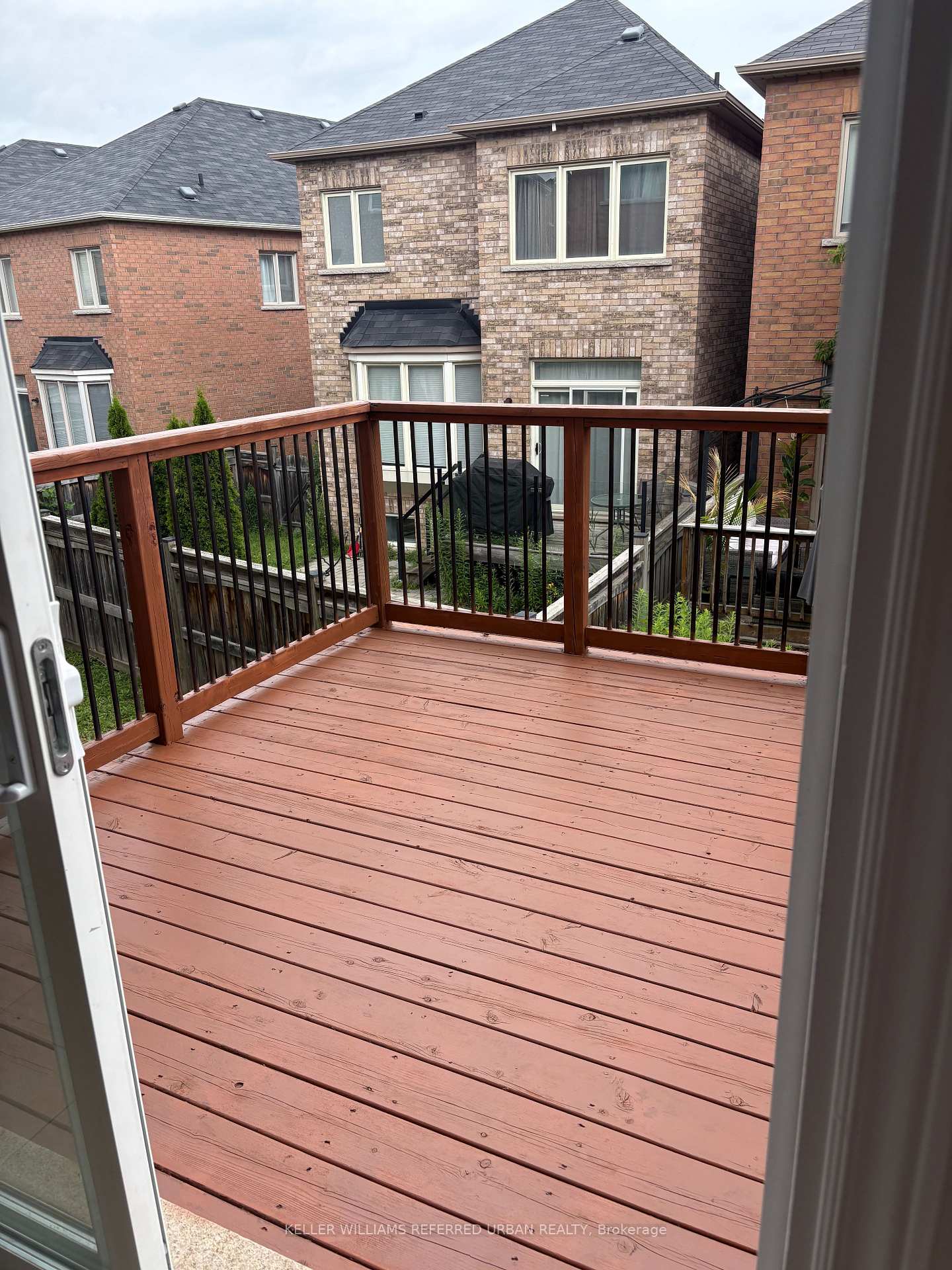 Photo 20 of 140 Foxwood Road, Vaughan, Patterson — HOMEH