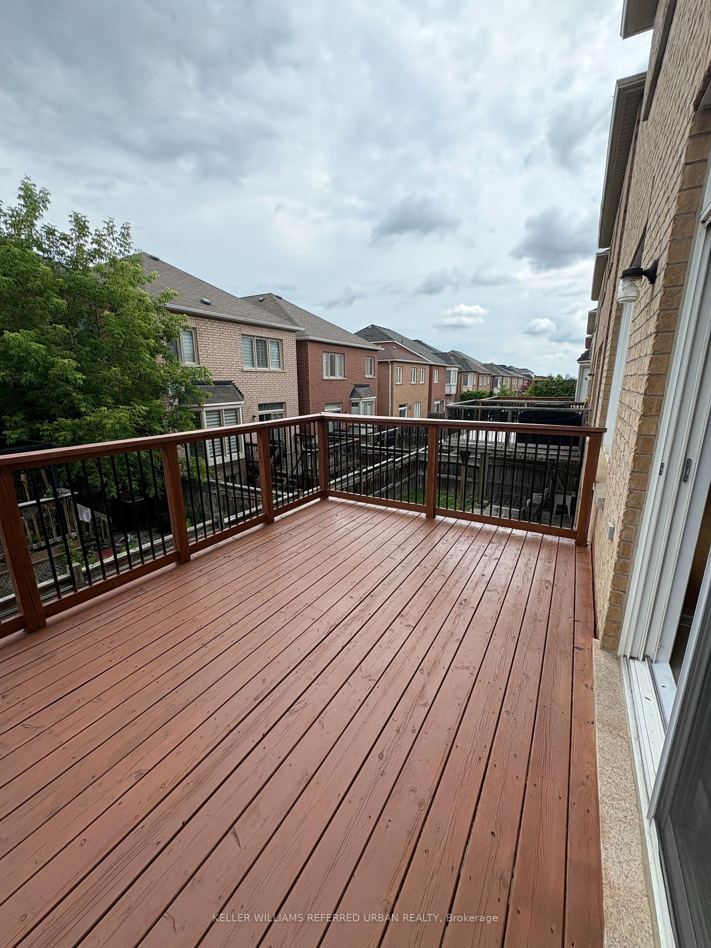 Photo 21 of 140 Foxwood Road, Vaughan, Patterson — HOMEH