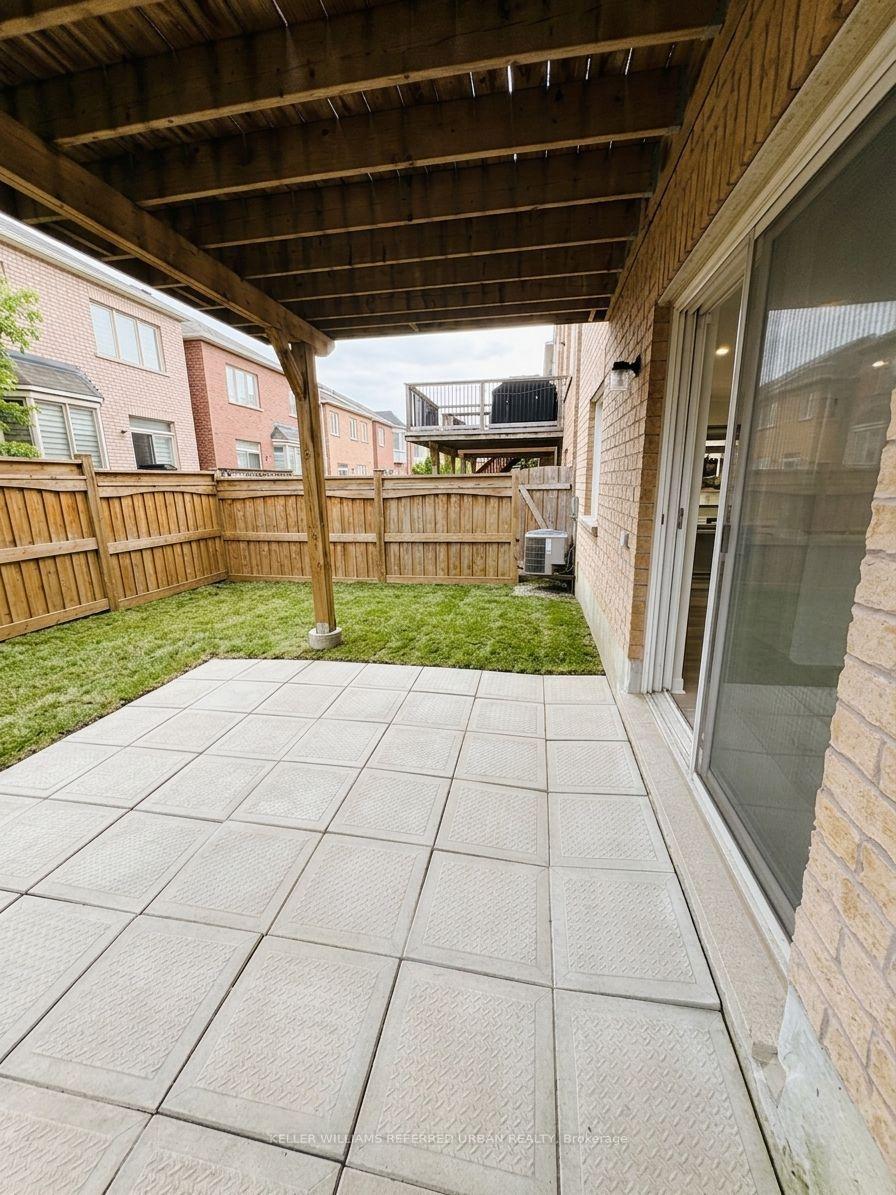 Photo 22 of 140 Foxwood Road, Vaughan, Patterson — HOMEH