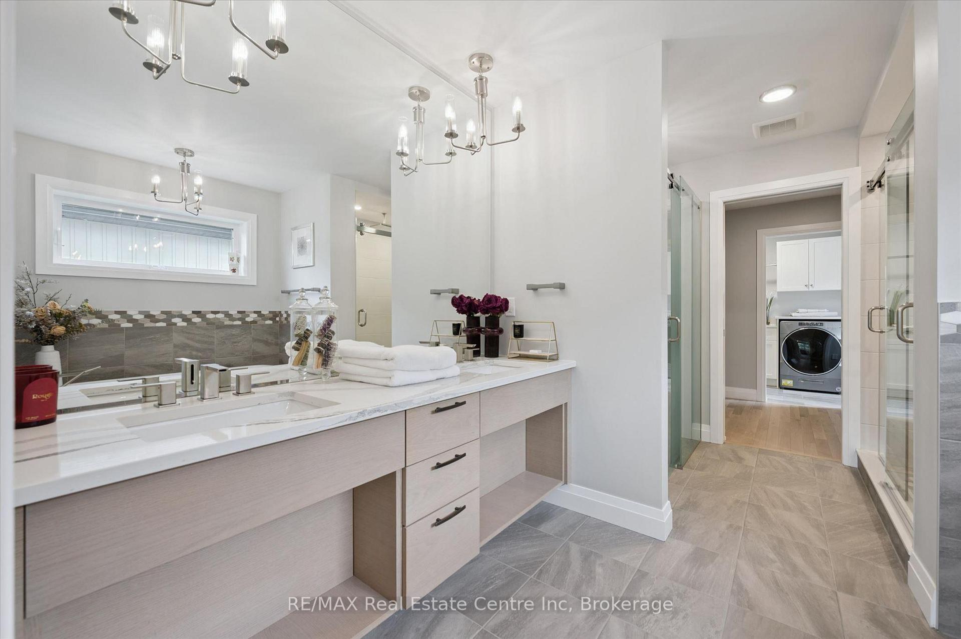 Photo 14 of 33 Waterloo Street, Centre Wellington, Elora/Salem — HOMEH