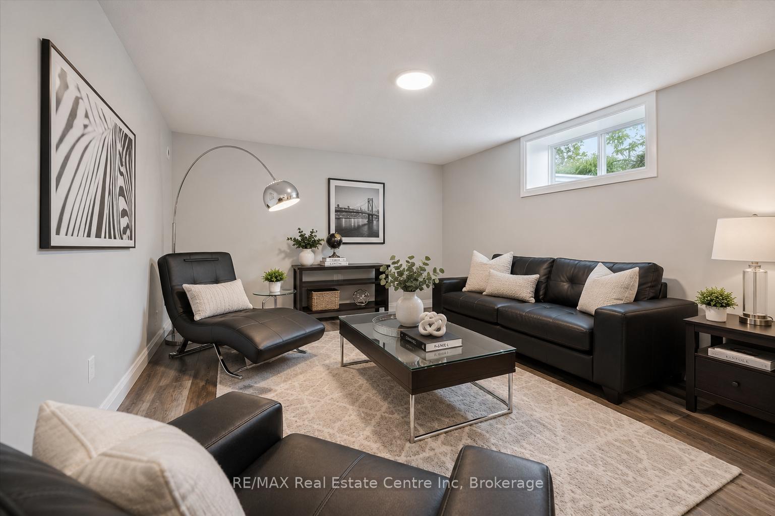 Photo 29 of 33 Waterloo Street, Centre Wellington, Elora/Salem — HOMEH