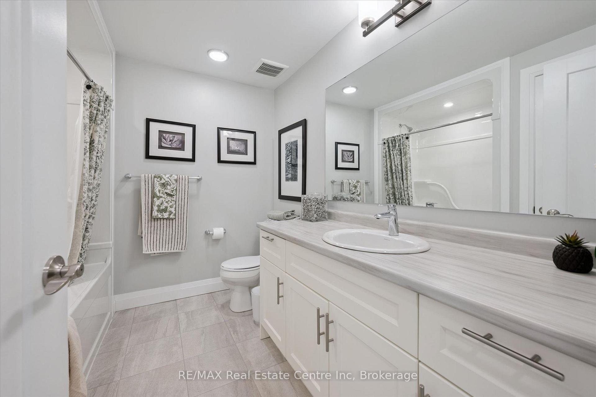 Photo 31 of 33 Waterloo Street, Centre Wellington, Elora/Salem — HOMEH