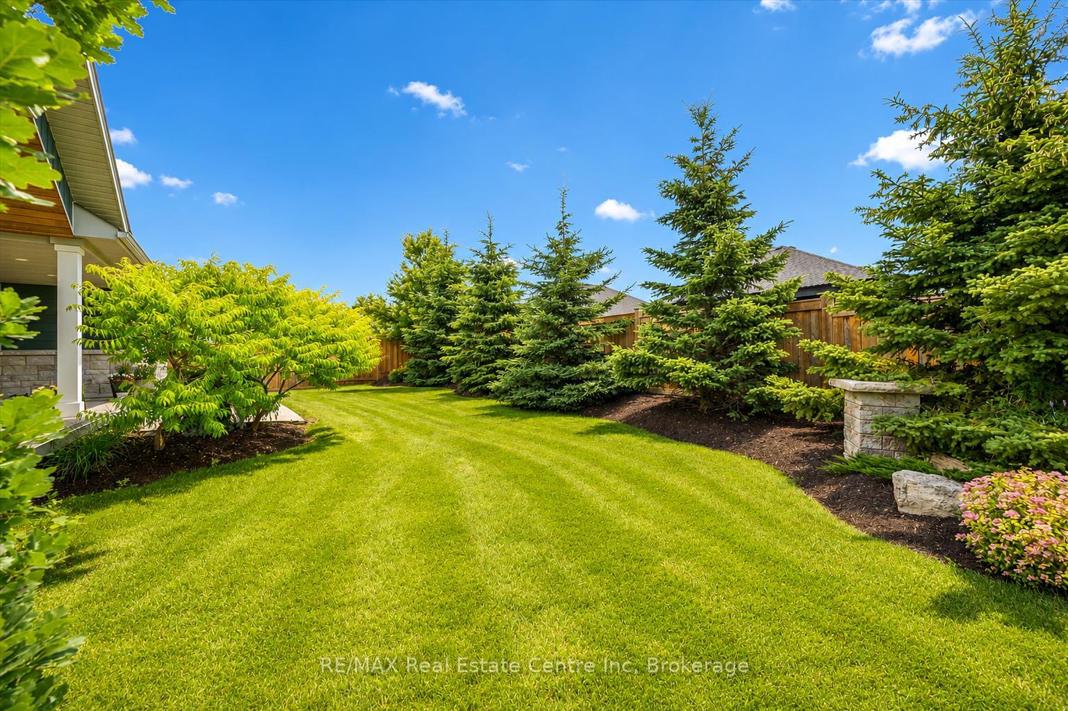 Photo 36 of 33 Waterloo Street, Centre Wellington, Elora/Salem — HOMEH