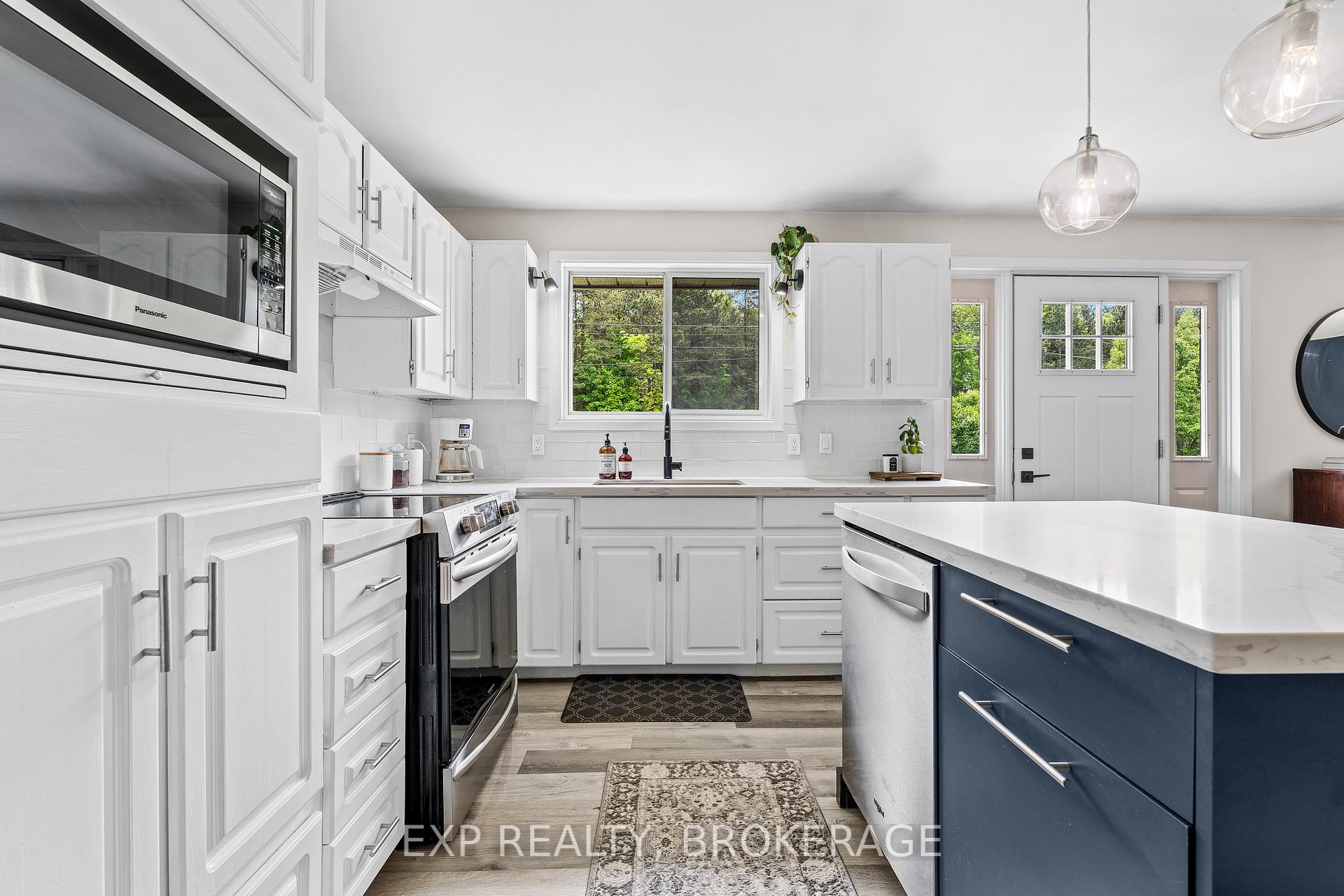 Photo 6 of 8283 Perth Road, Frontenac, Frontenac South — HOMEH