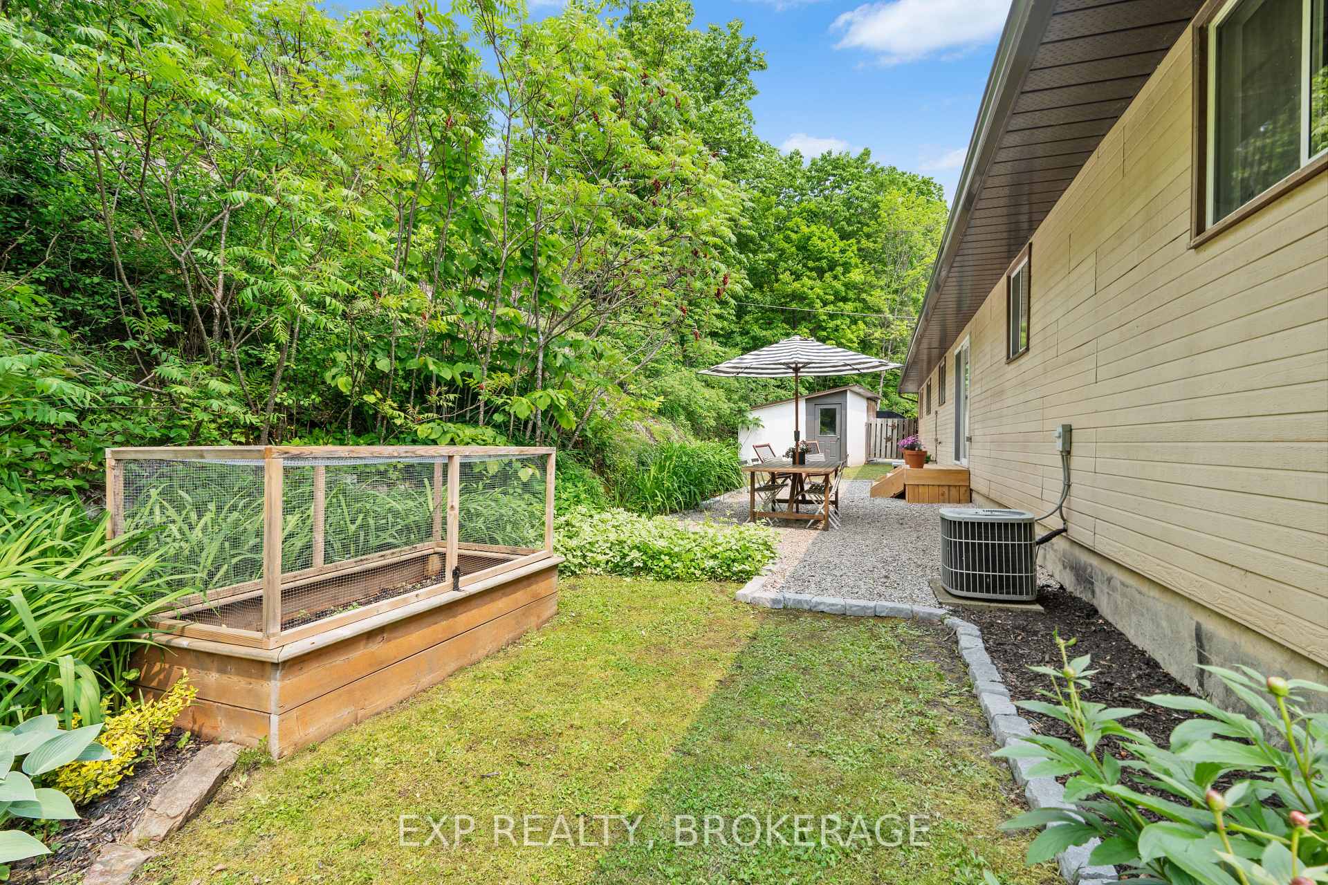 Photo 36 of 8283 Perth Road, Frontenac, Frontenac South — HOMEH