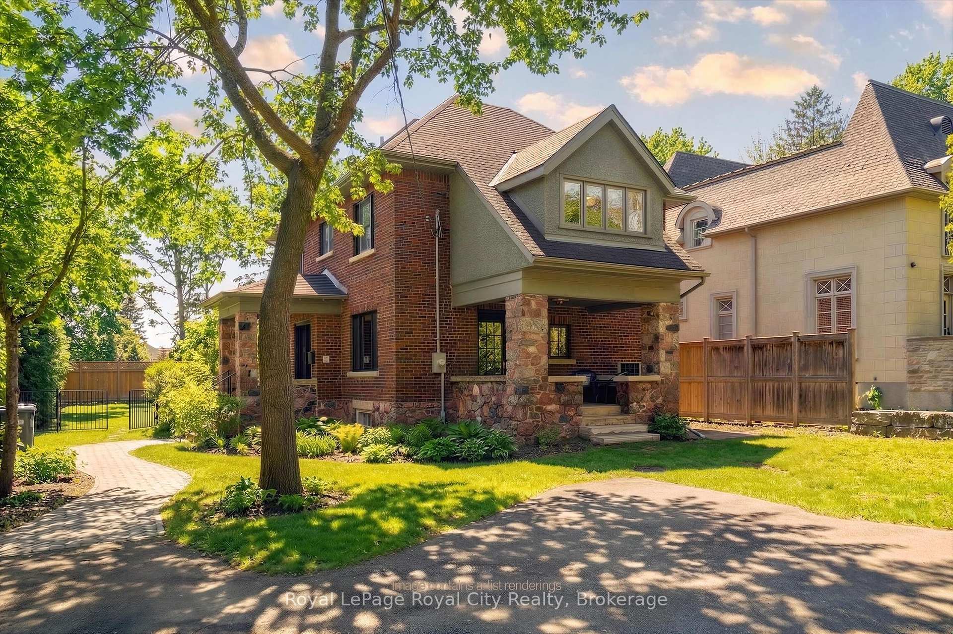 Photo of 87 University Avenue W