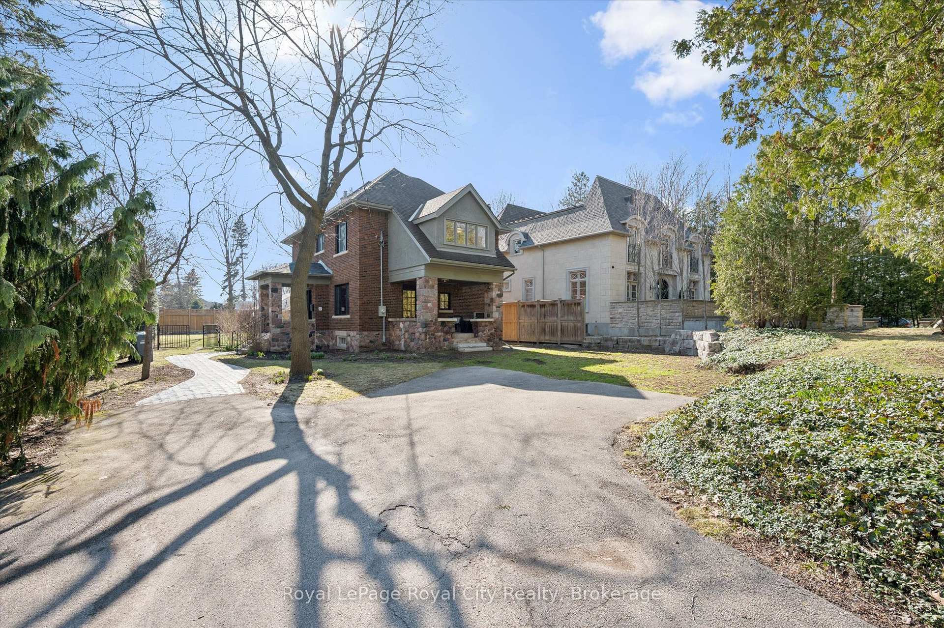 Photo 3 of 87 University Avenue W, Guelph, Dovercliffe Park/Old University — HOMEH