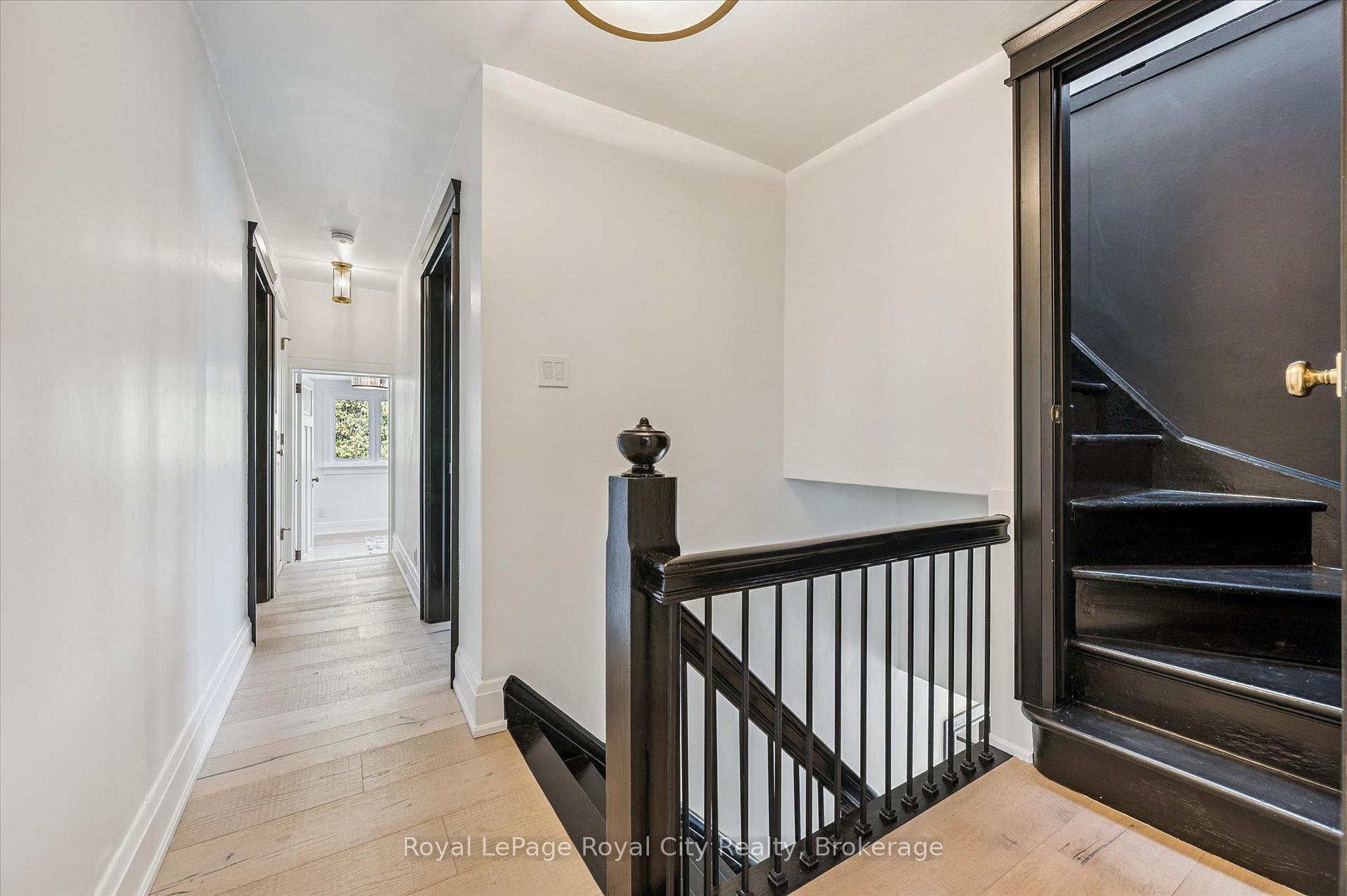 Photo 22 of 87 University Avenue W, Guelph, Dovercliffe Park/Old University — HOMEH