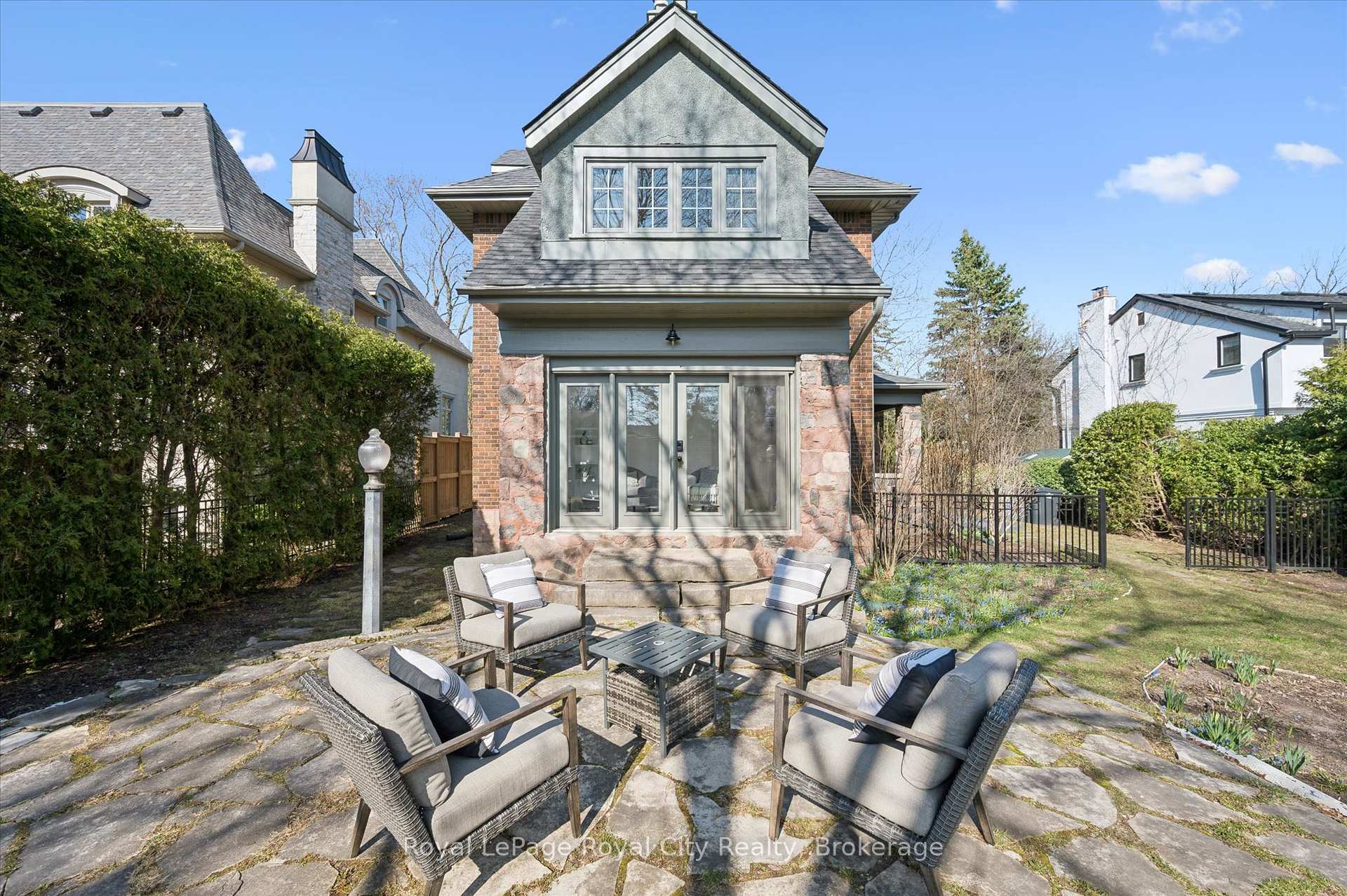Photo 47 of 87 University Avenue W, Guelph, Dovercliffe Park/Old University — HOMEH