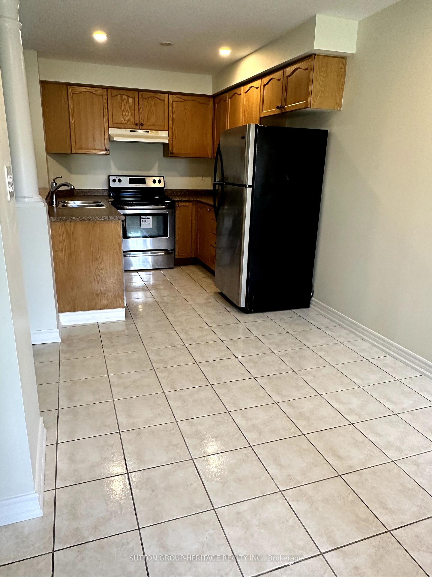 Photo 4 of 5535 Lawrence Avenue E, Scarborough, Centennial Scarborough — HOMEH