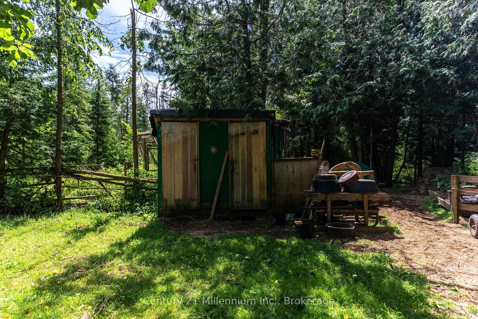 Photo 9 of 612608 Sideroad 61, Southgate — HOMEH