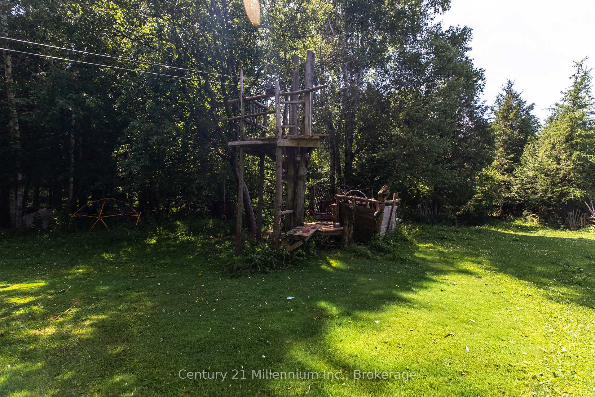 Photo 17 of 612608 Sideroad 61, Southgate — HOMEH