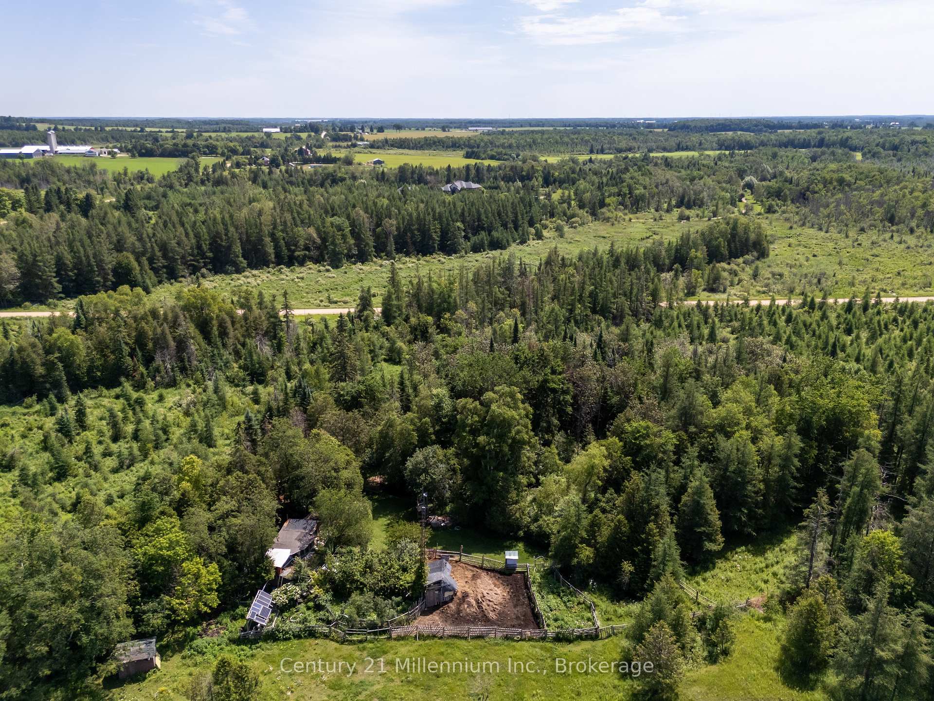 Photo 49 of 612608 Sideroad 61, Southgate — HOMEH