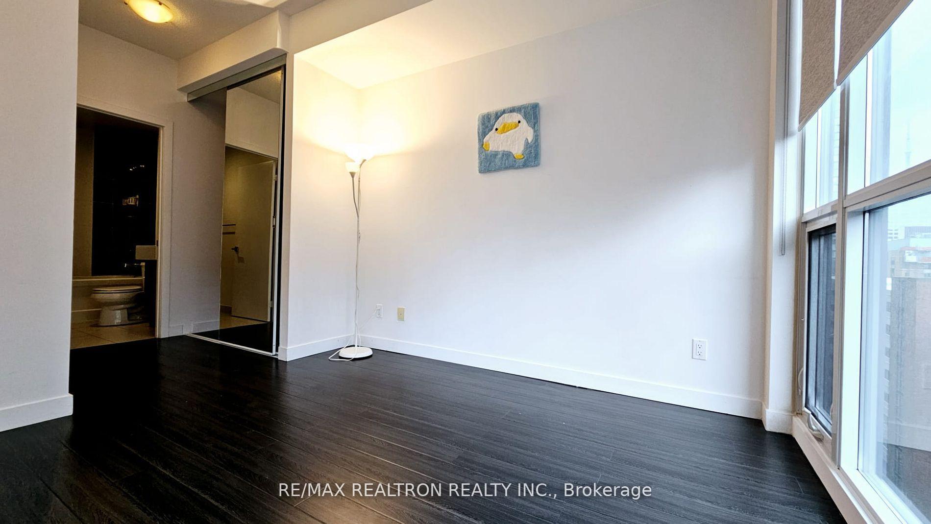 Photo 13 of Unit 712, 770 Bay Street, Toronto, Bay Street Corridor — HOMEH