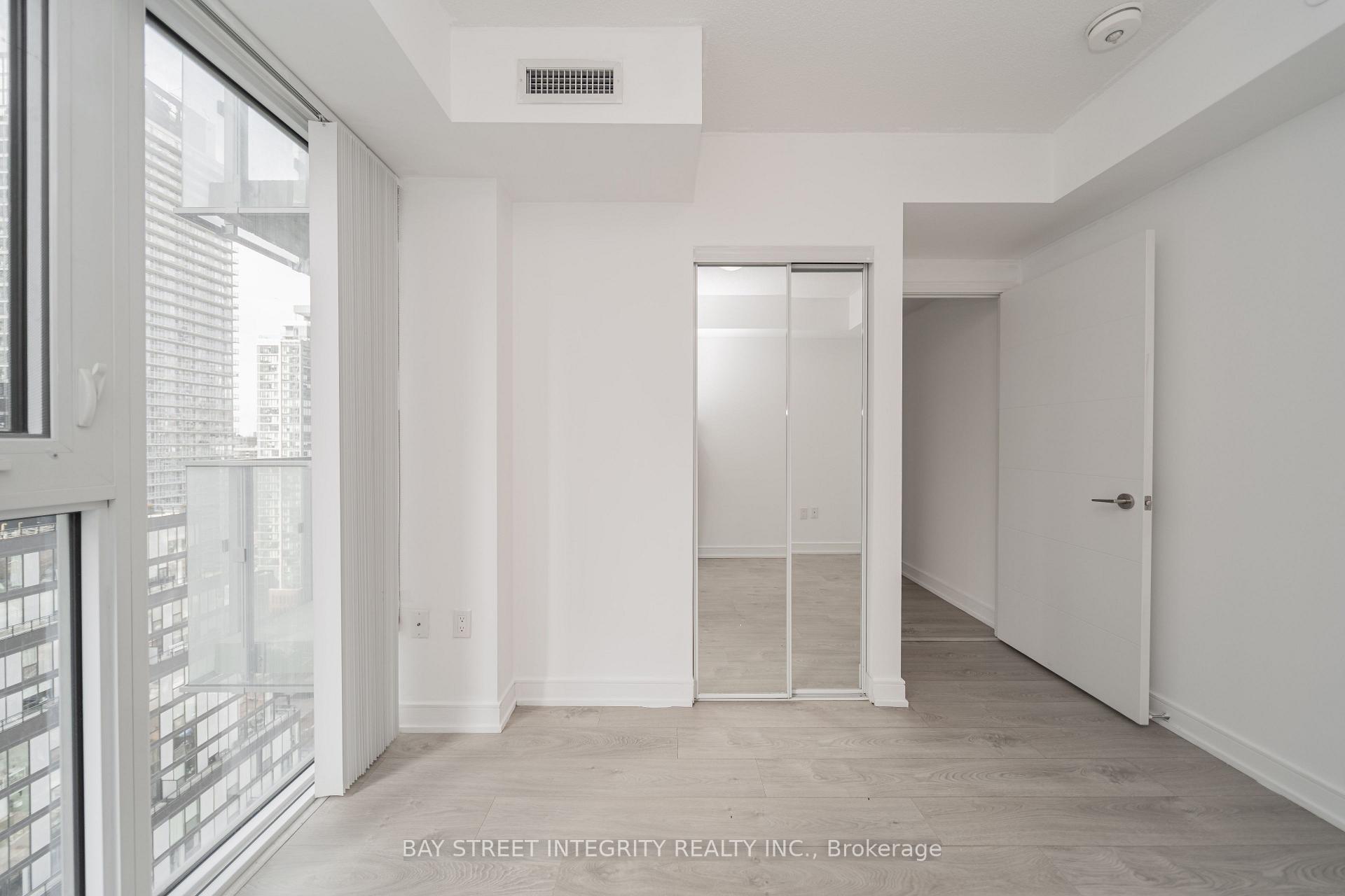 Photo 3 of Unit 2801, 50 Wellesley E Street, Toronto, Church-Yonge Corridor — HOMEH