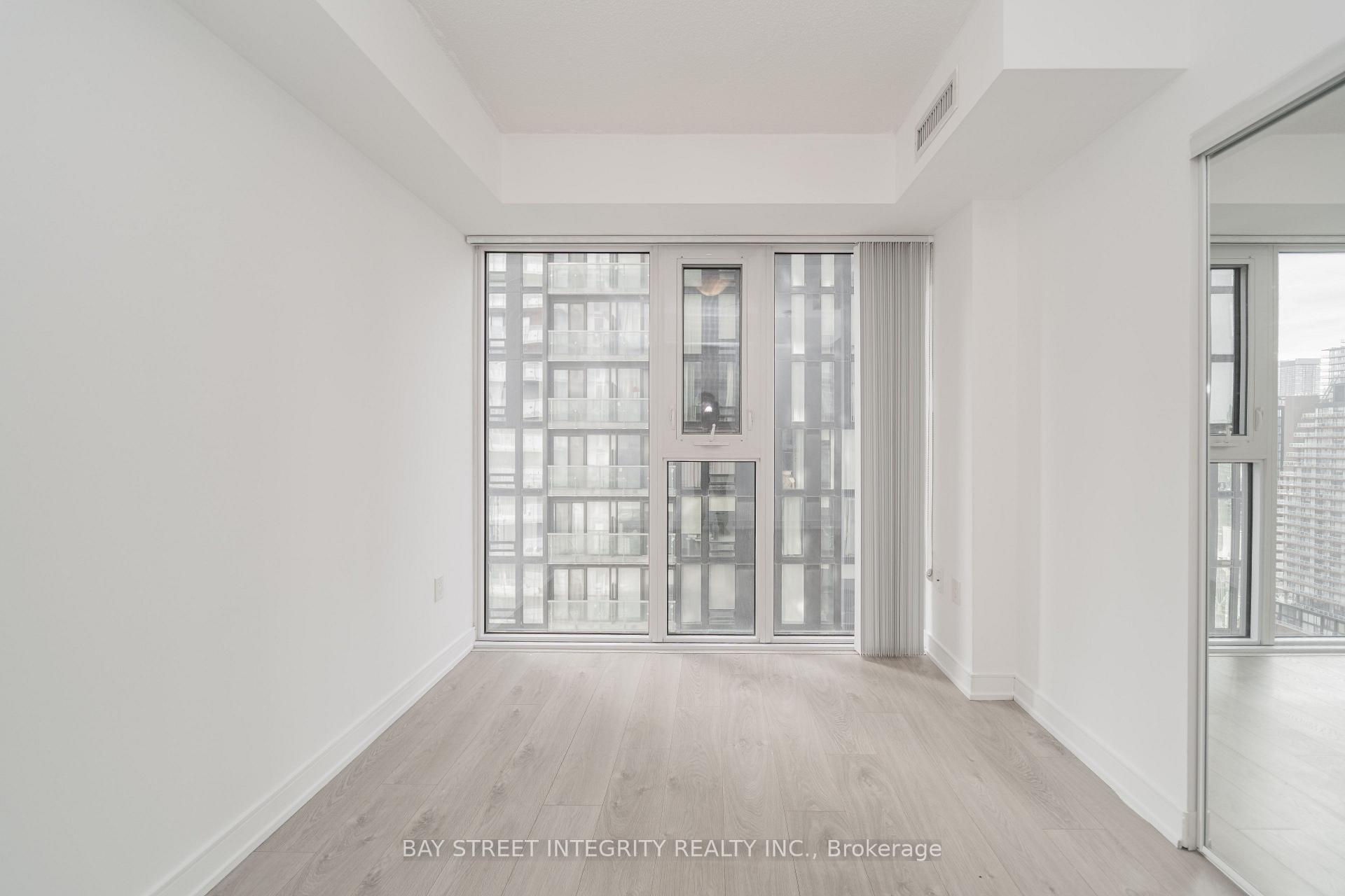 Photo 5 of Unit 2801, 50 Wellesley E Street, Toronto, Church-Yonge Corridor — HOMEH