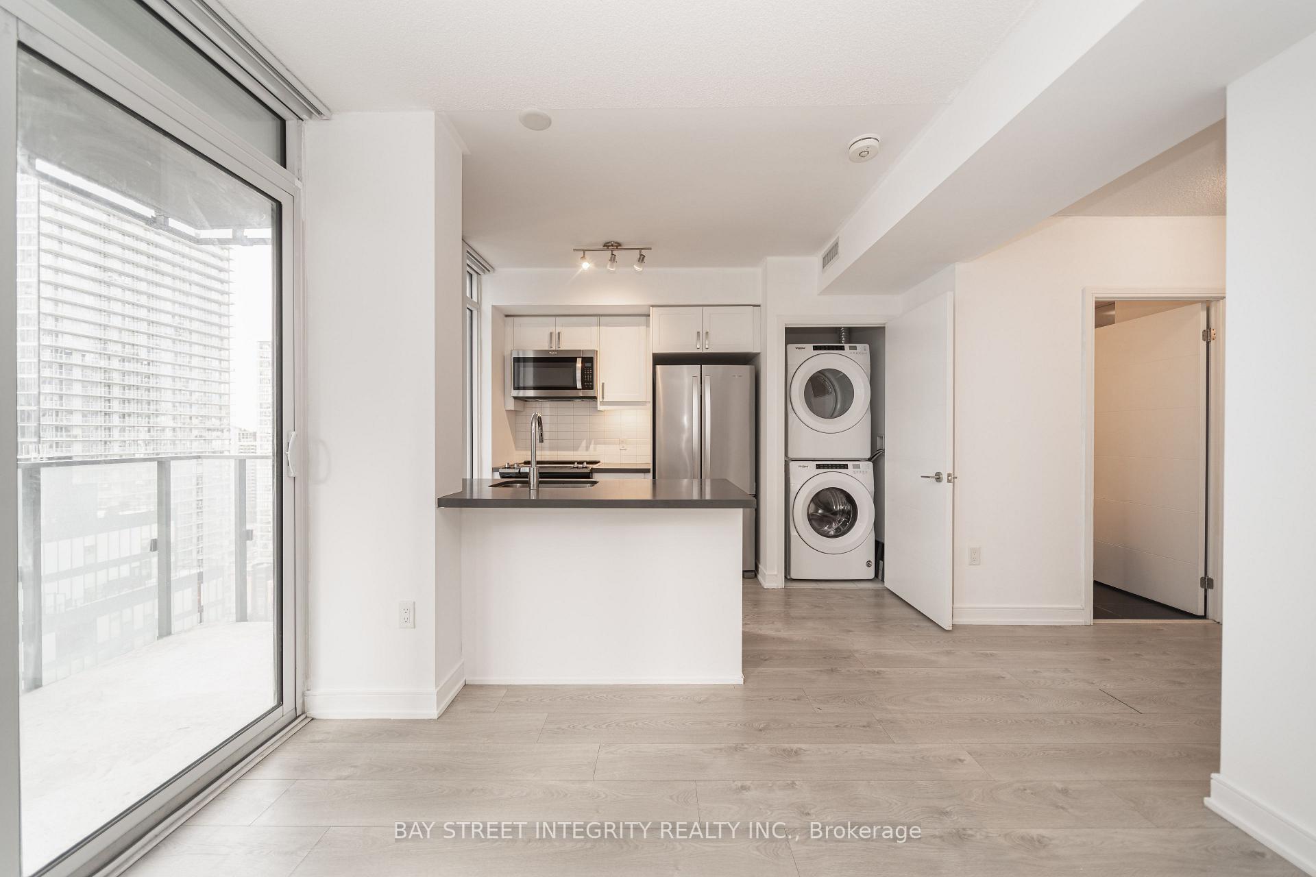 Photo 10 of Unit 2801, 50 Wellesley E Street, Toronto, Church-Yonge Corridor — HOMEH