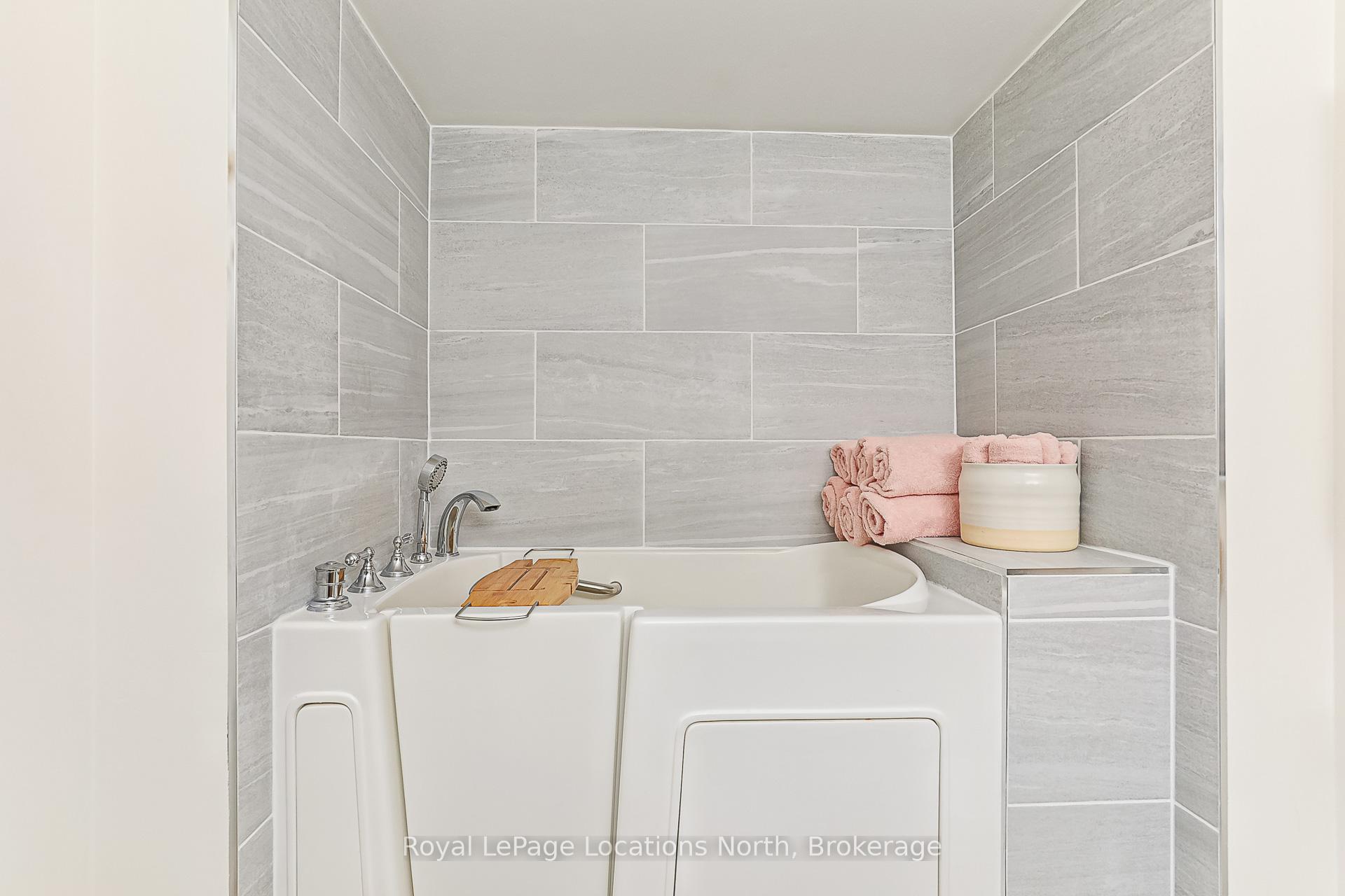 Photo 29 of Unit 13, 5 Harbour Street E, Collingwood — HOMEH