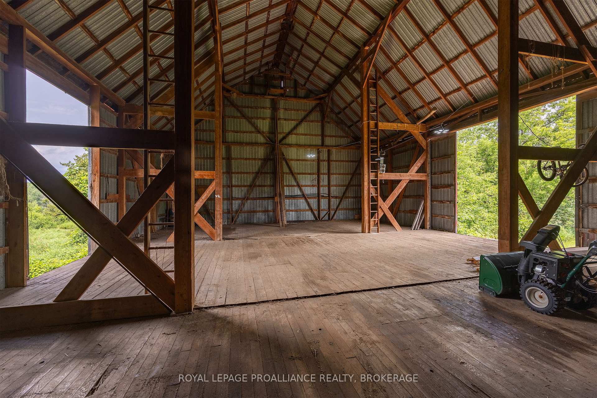 Photo 31 of 4678 Bellrock Road, Frontenac, Frontenac South — HOMEH