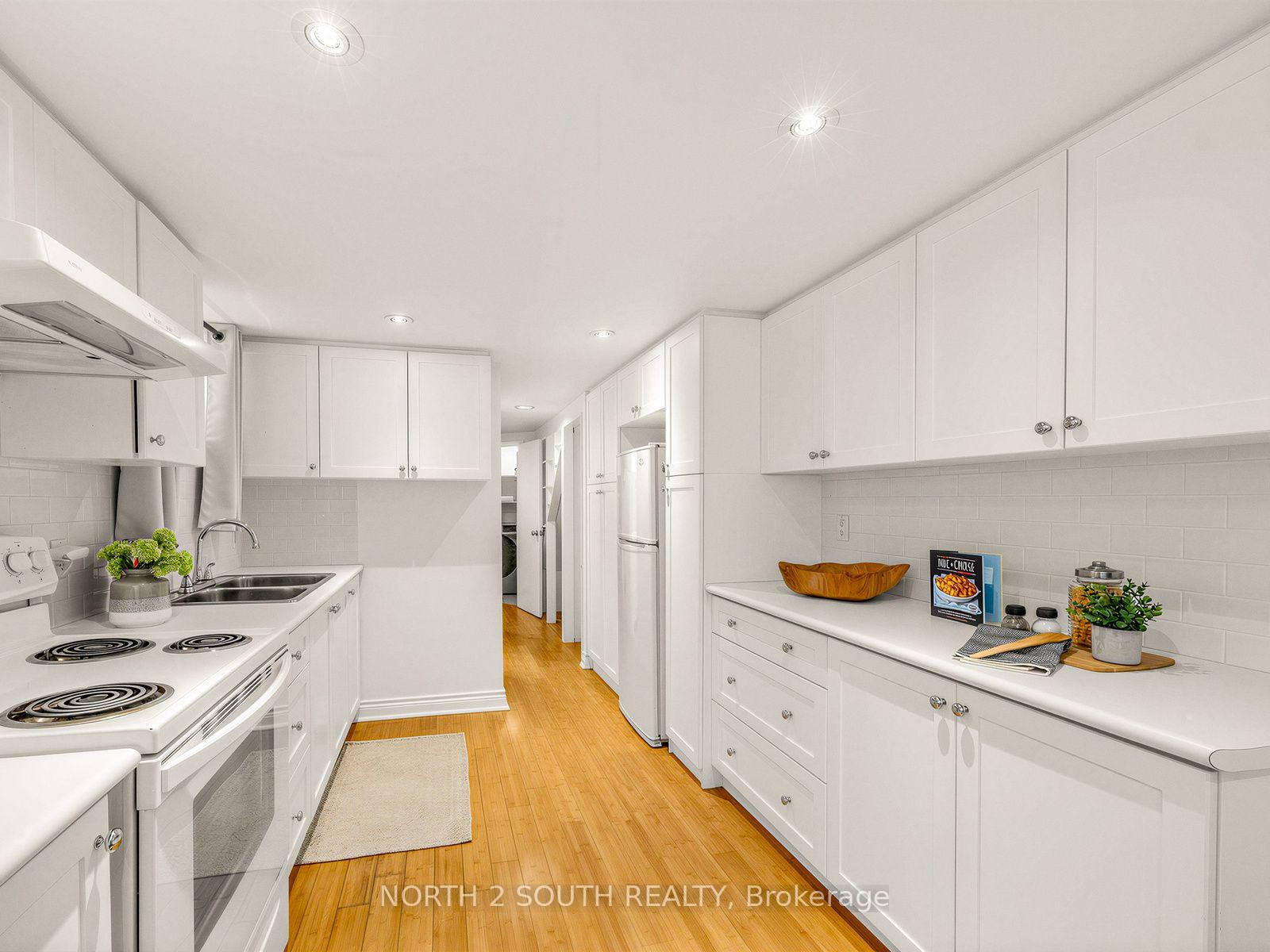 Photo 39 of 47 Bellefair Avenue, Toronto, The Beaches — HOMEH