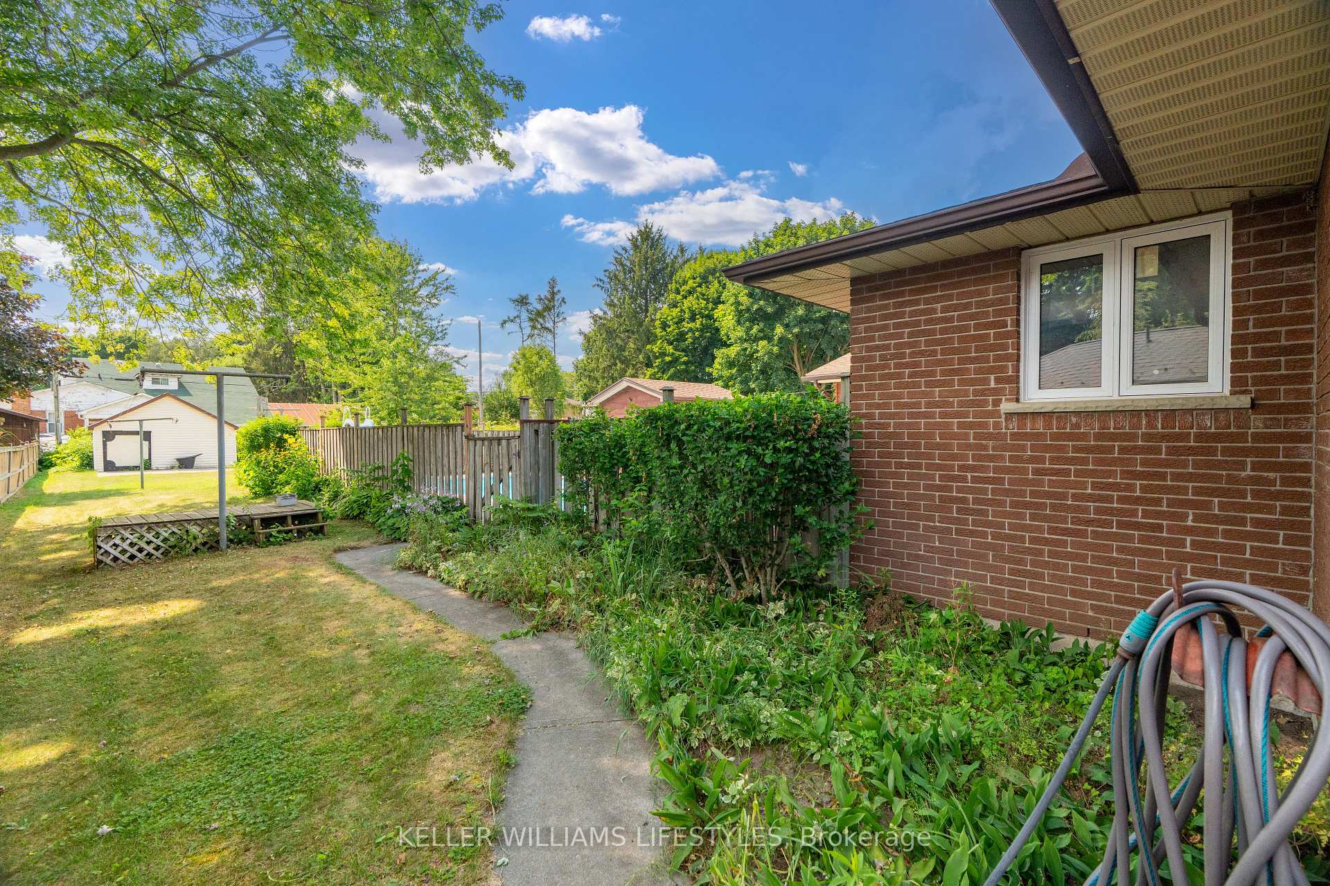Photo 31 of 288 Carrie Street, Strathroy-Caradoc, NW — HOMEH