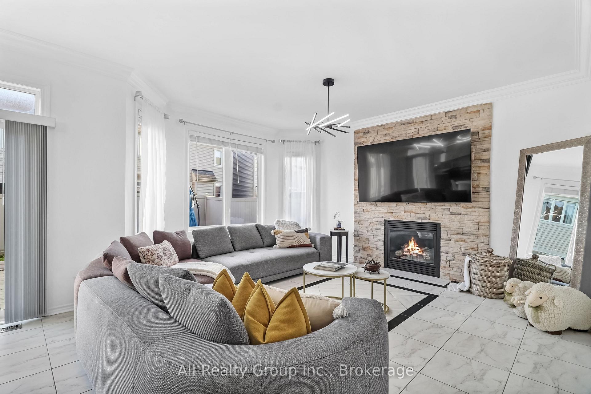 Photo 3 of 3454 River Run Avenue, Ottawa, Barrhaven - Half Moon Bay — HOMEH