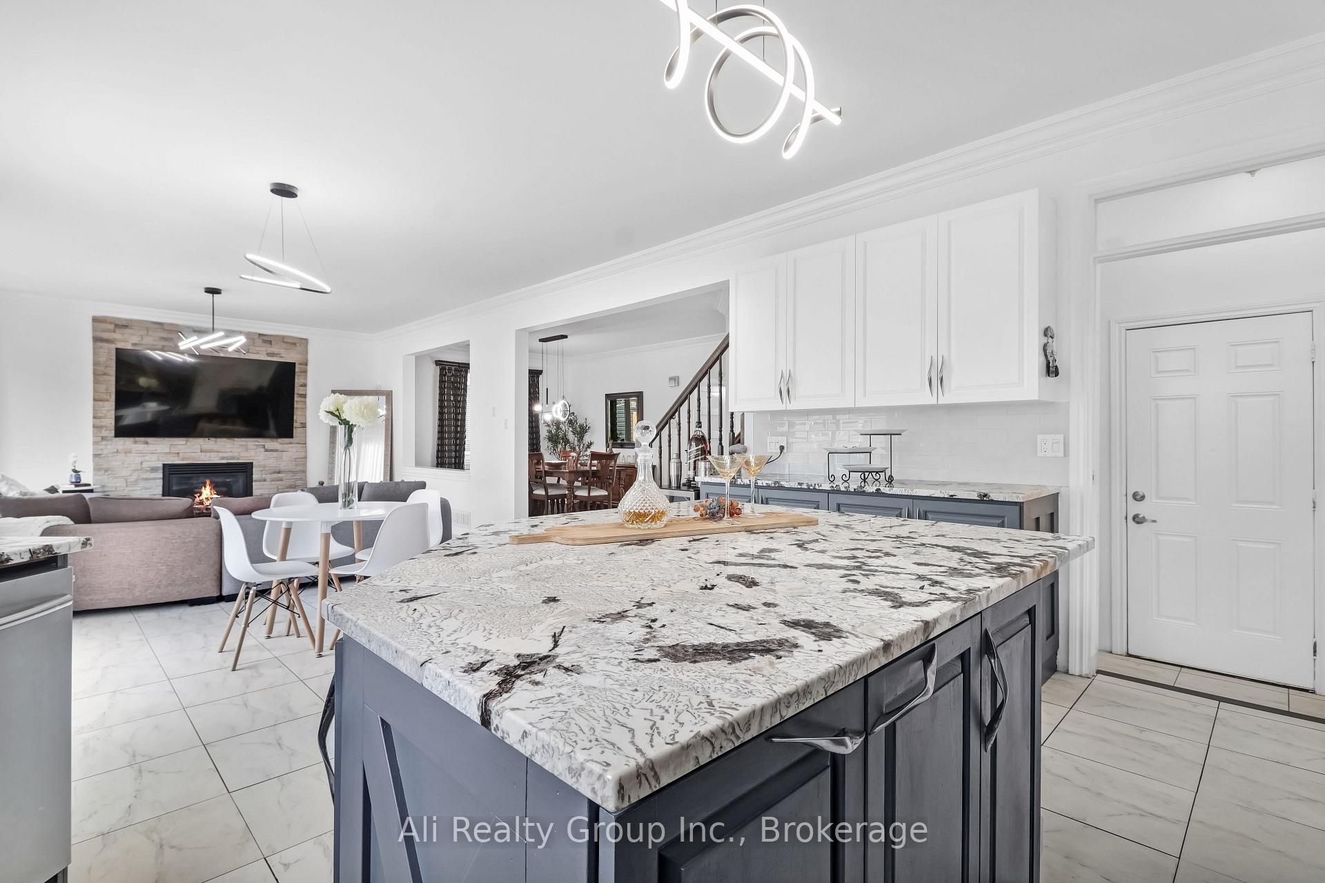 Photo 11 of 3454 River Run Avenue, Ottawa, Barrhaven - Half Moon Bay — HOMEH