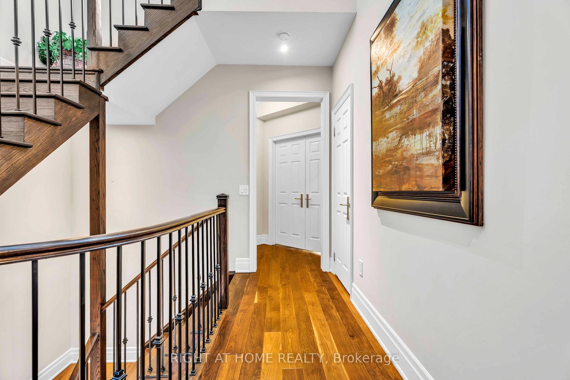 Photo 15 of 184 Dorval Drive, Oakville, West — HOMEH