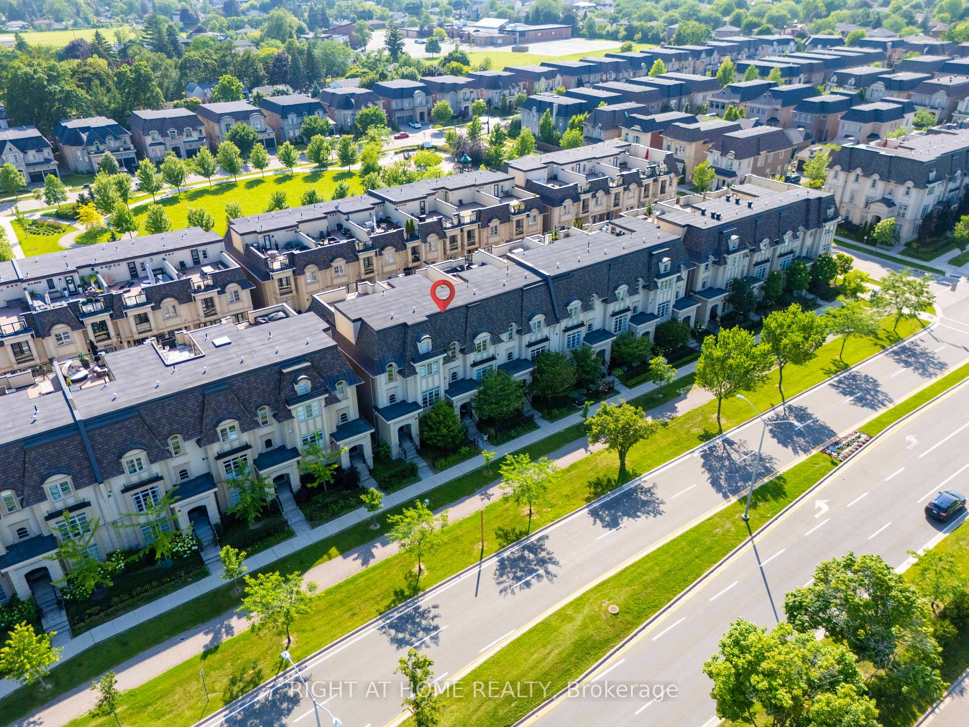 Photo 31 of 184 Dorval Drive, Oakville, West — HOMEH