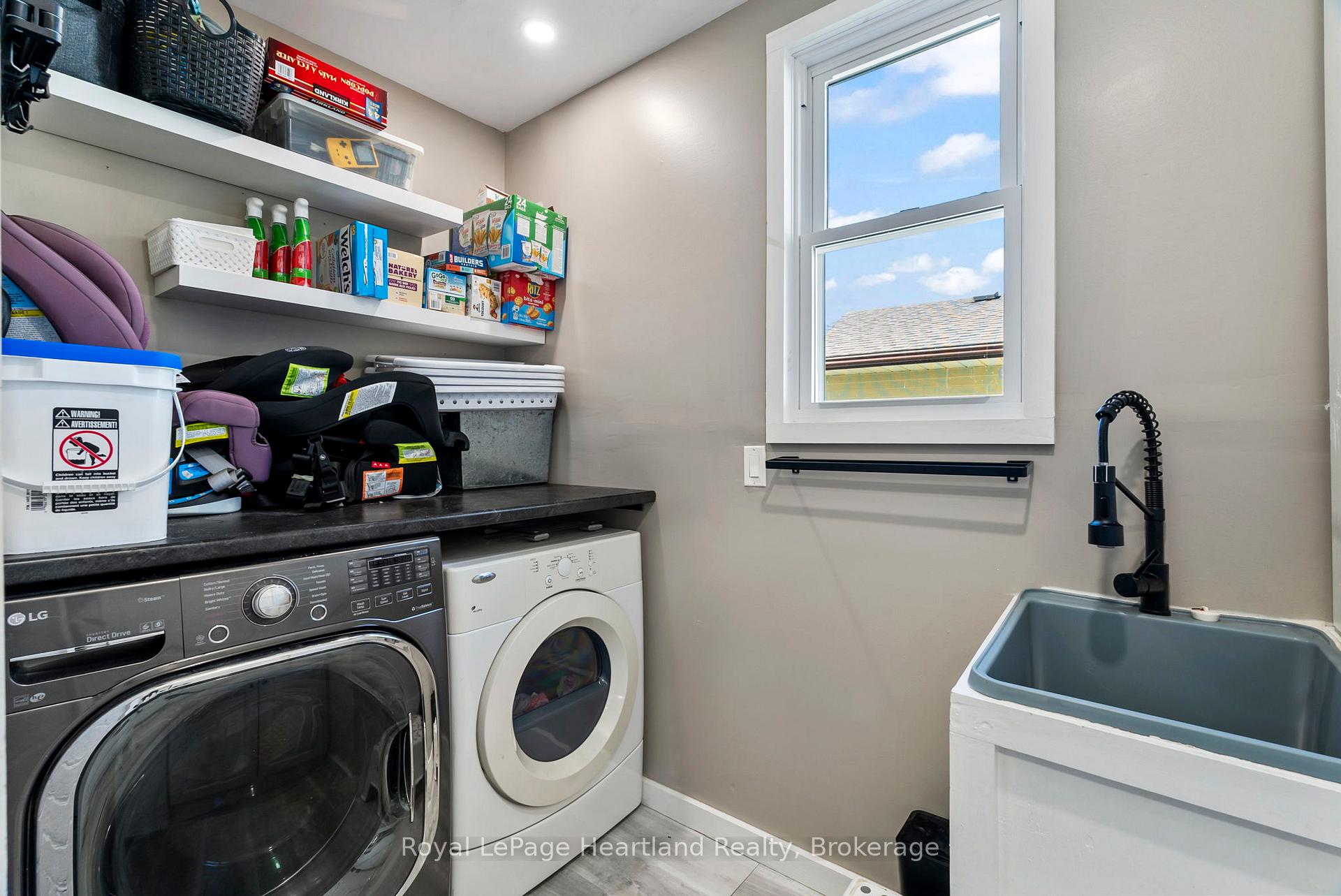 Photo 12 of 555 Raglan Street, Minto — HOMEH