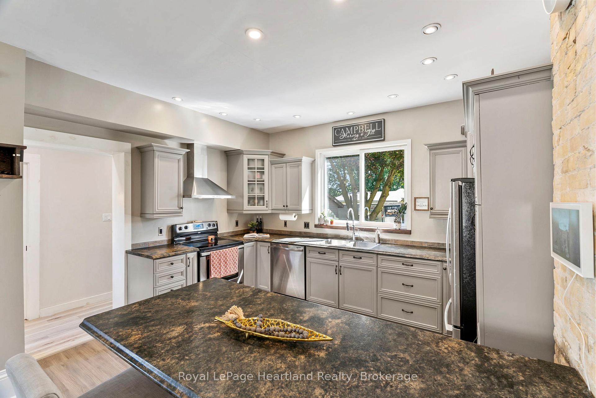 Photo 14 of 555 Raglan Street, Minto — HOMEH