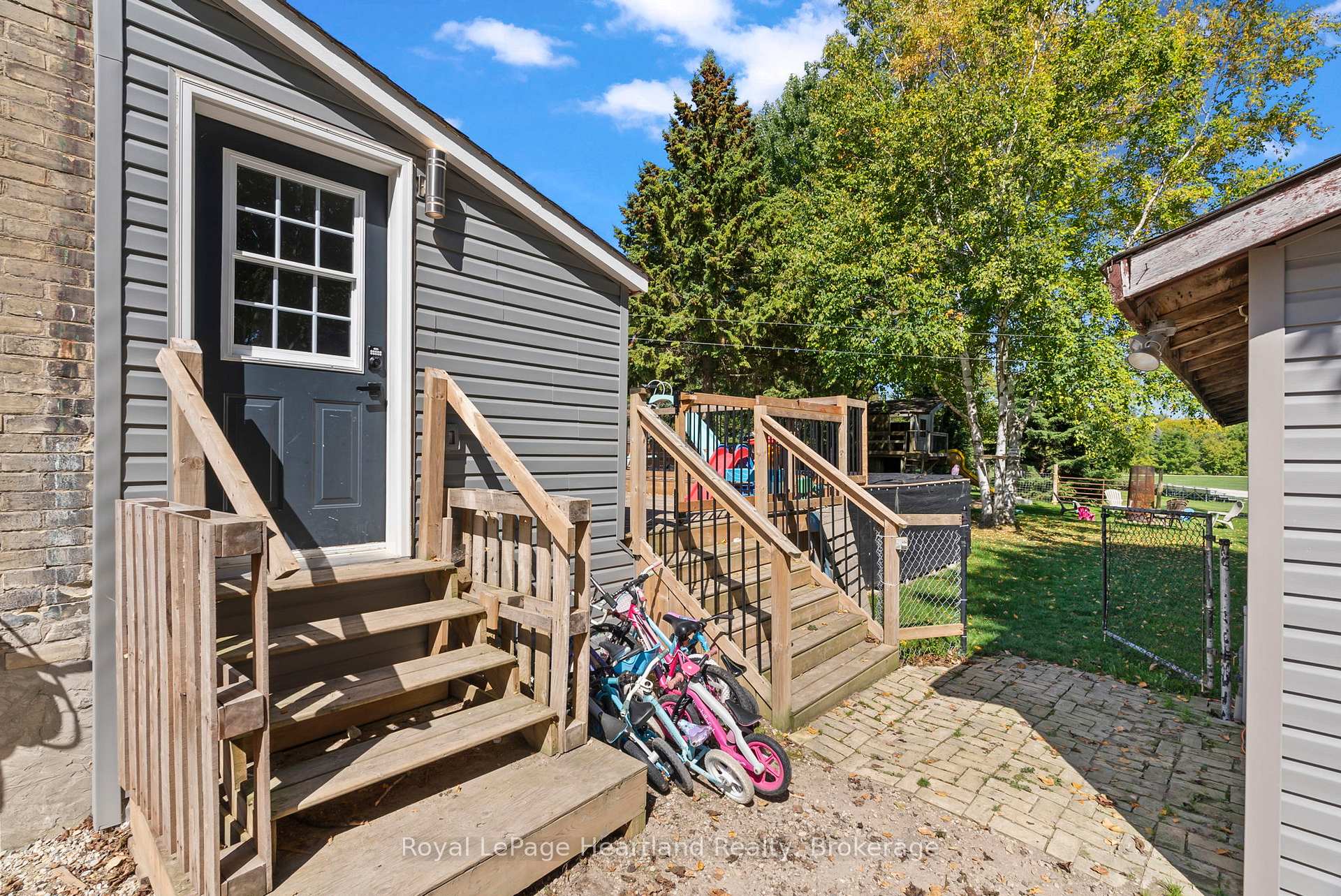 Photo 33 of 555 Raglan Street, Minto — HOMEH